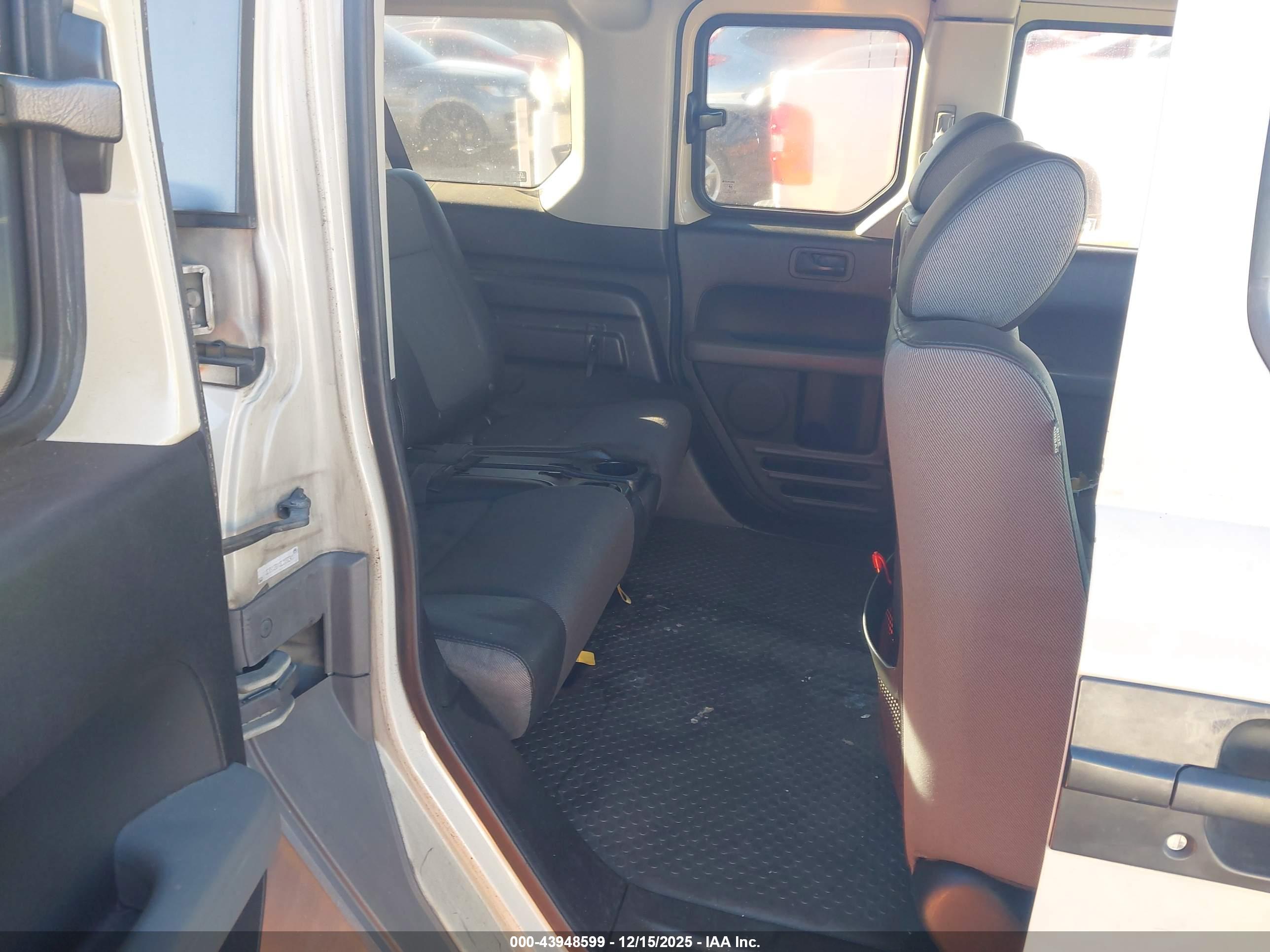 HONDA ELEMENT image 8