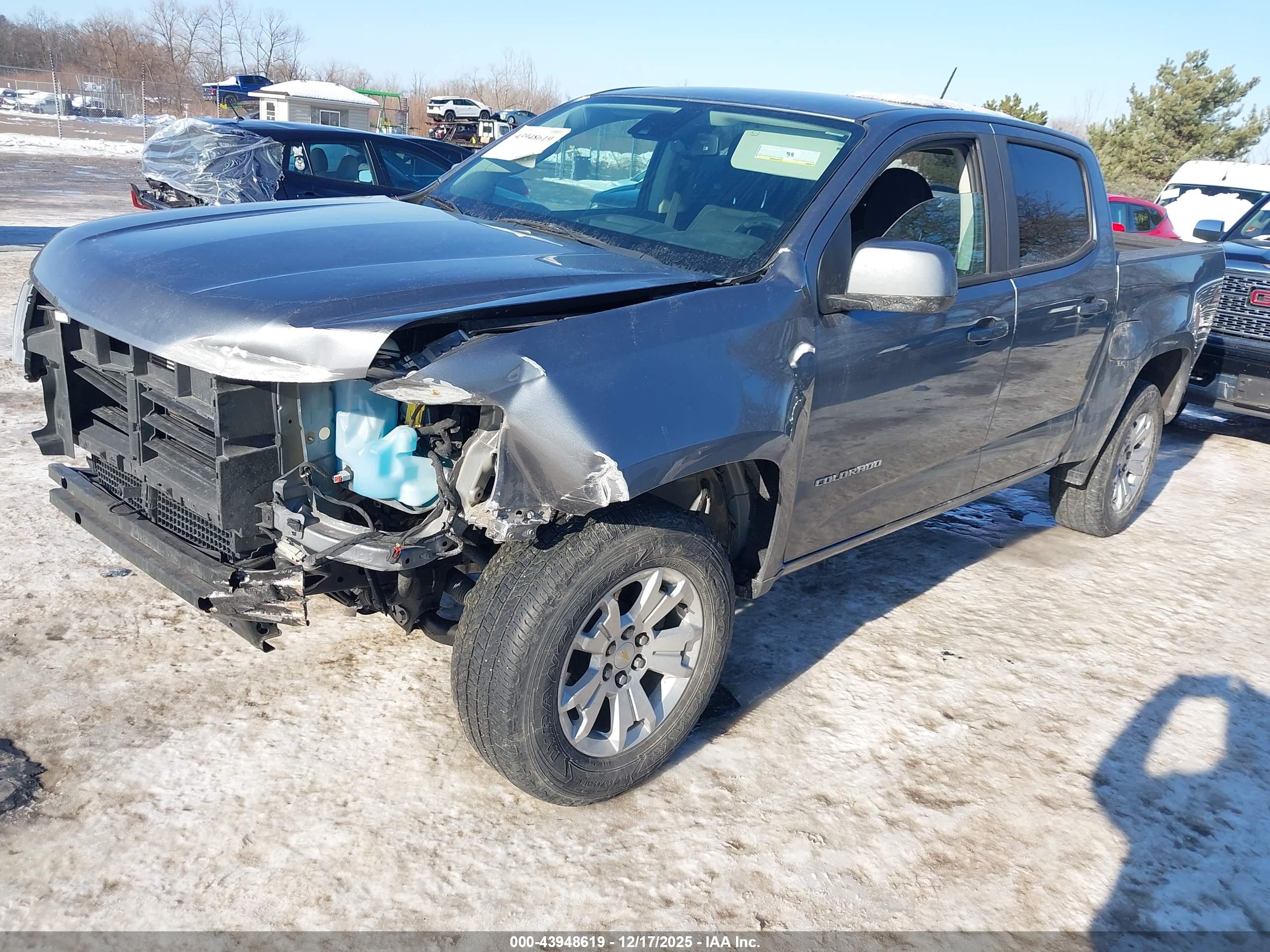 CHEVROLET COLORADO image 2