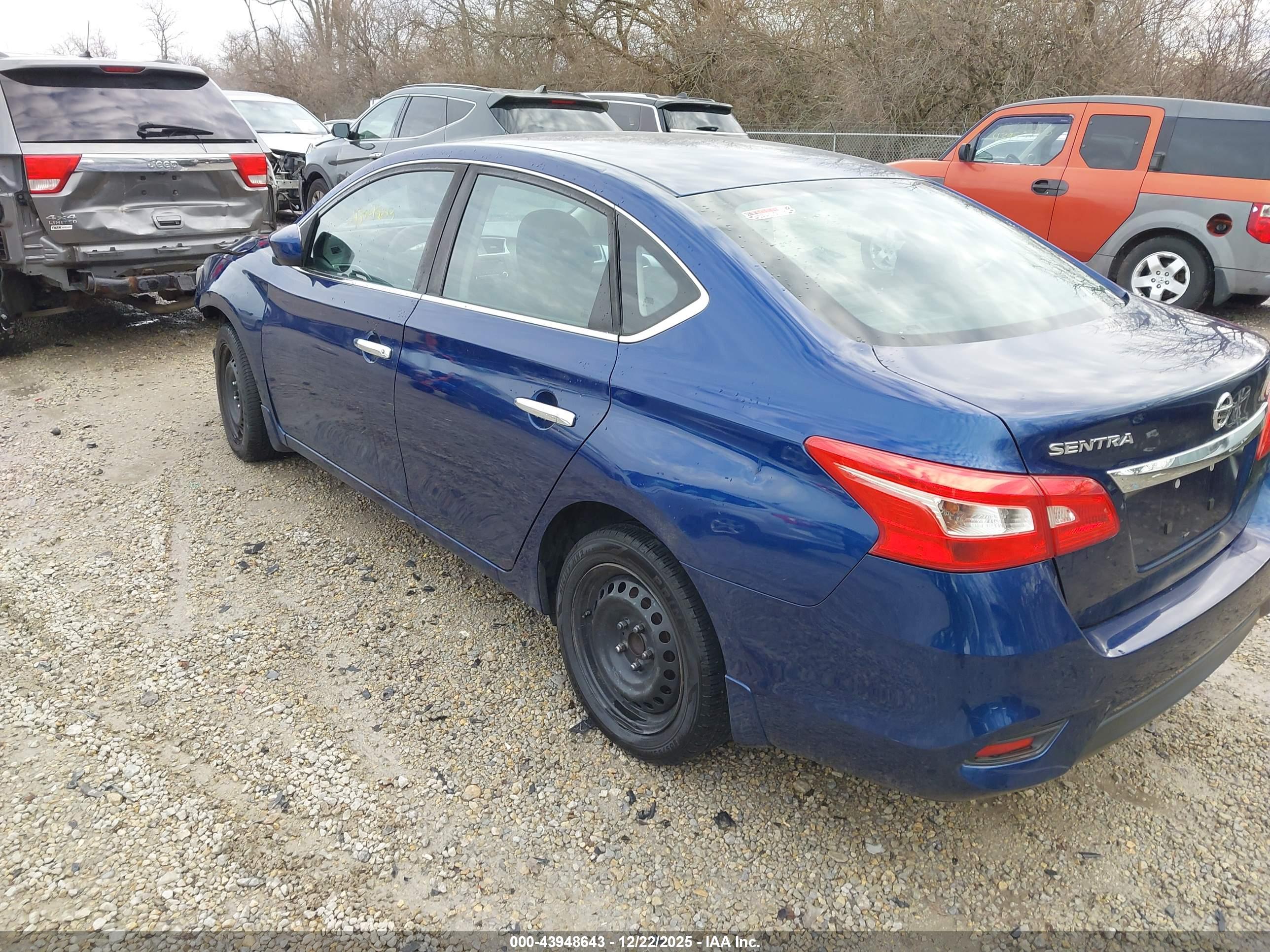 NISSAN SENTRA image 3