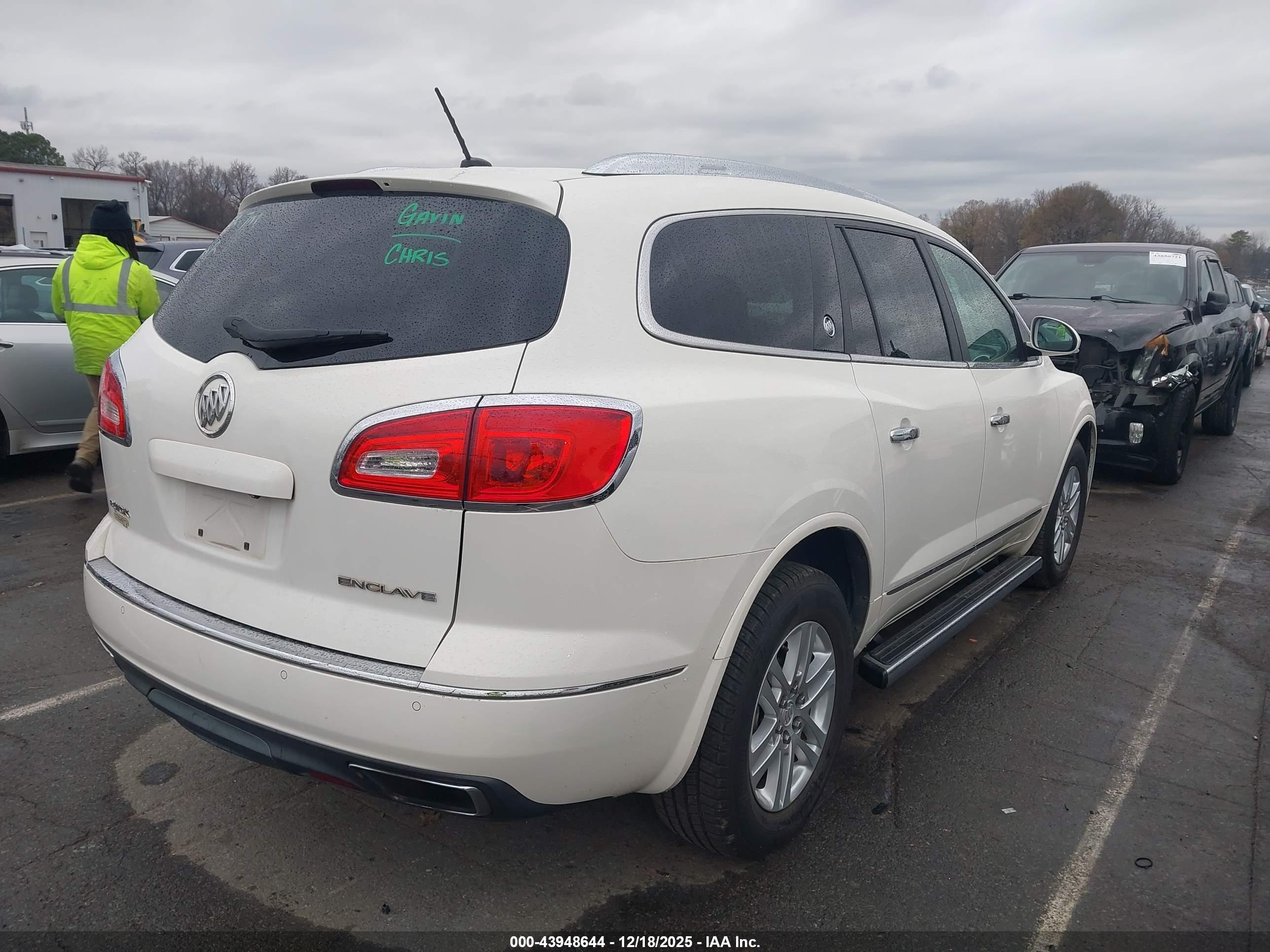 BUICK ENCLAVE image 4