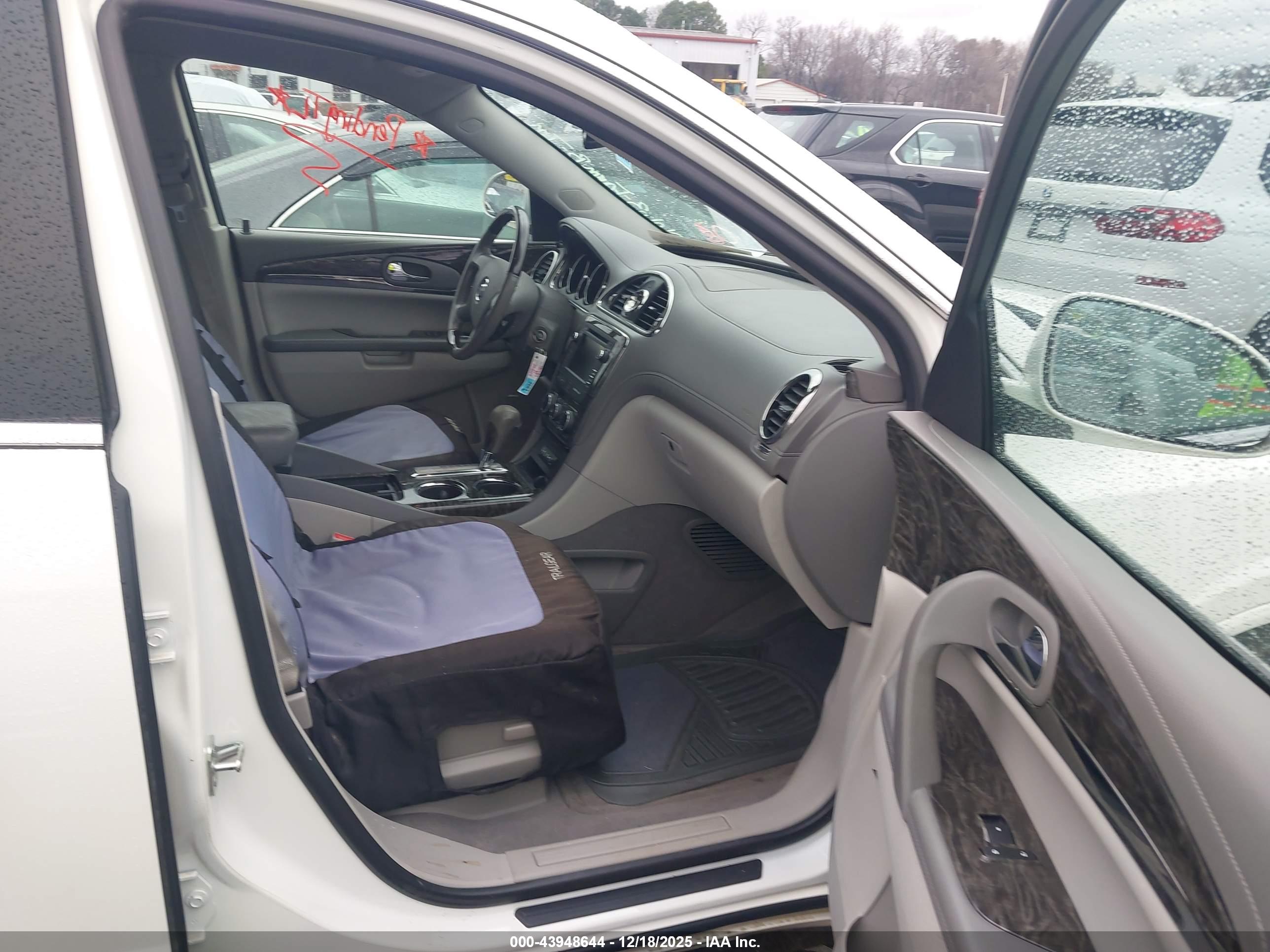 BUICK ENCLAVE image 5