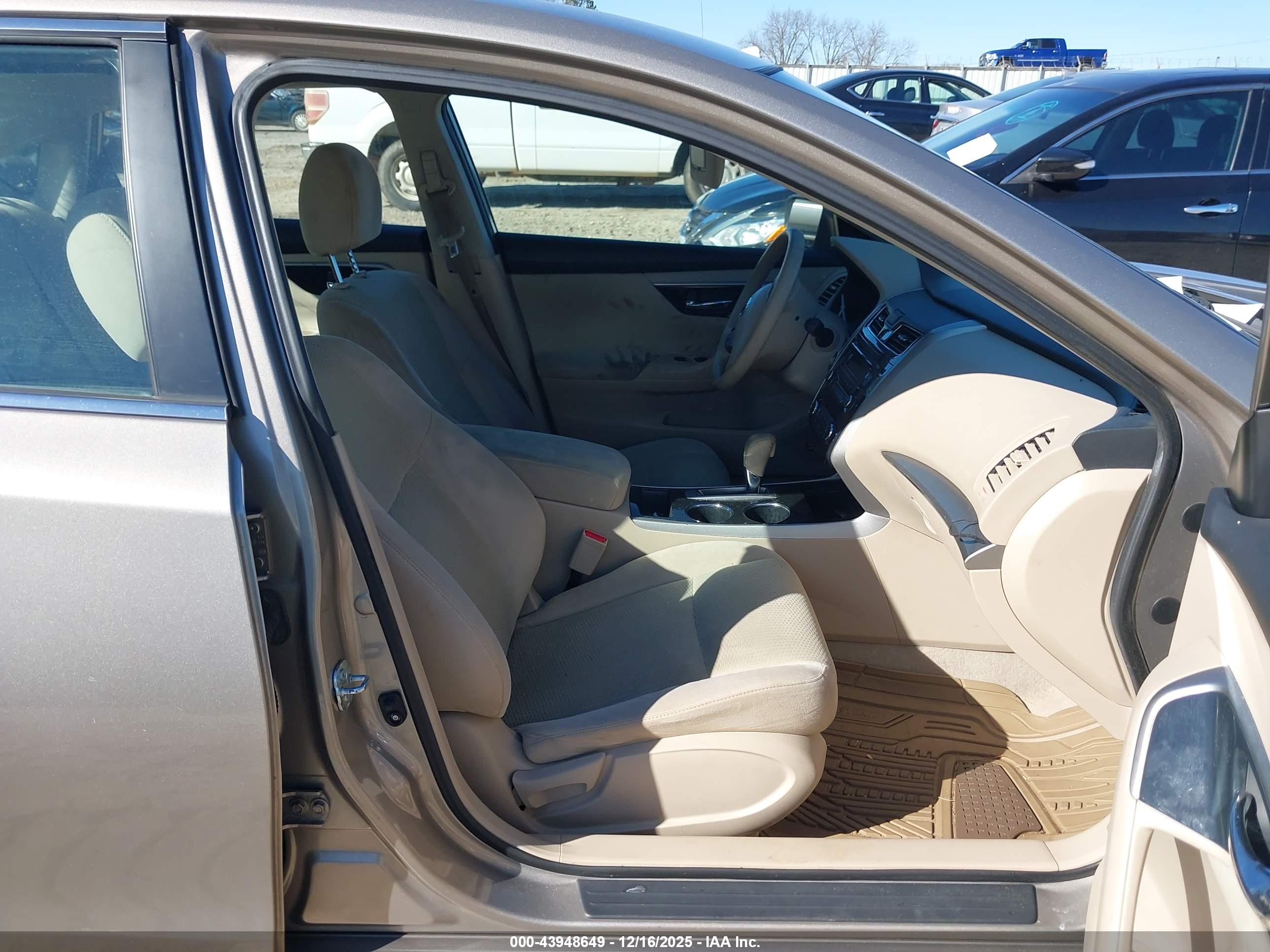 NISSAN ALTIMA image 5