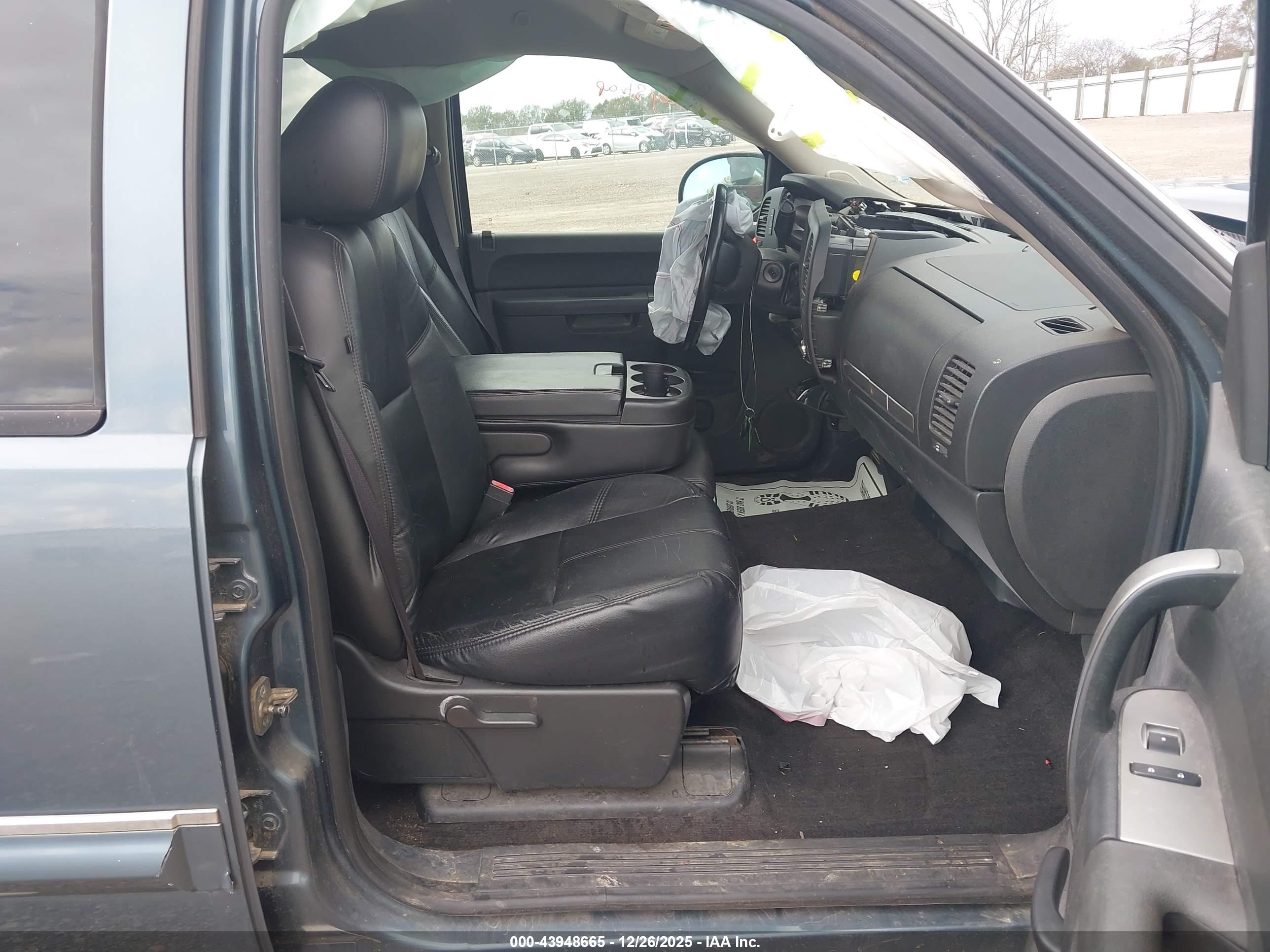 GMC SIERRA image 5