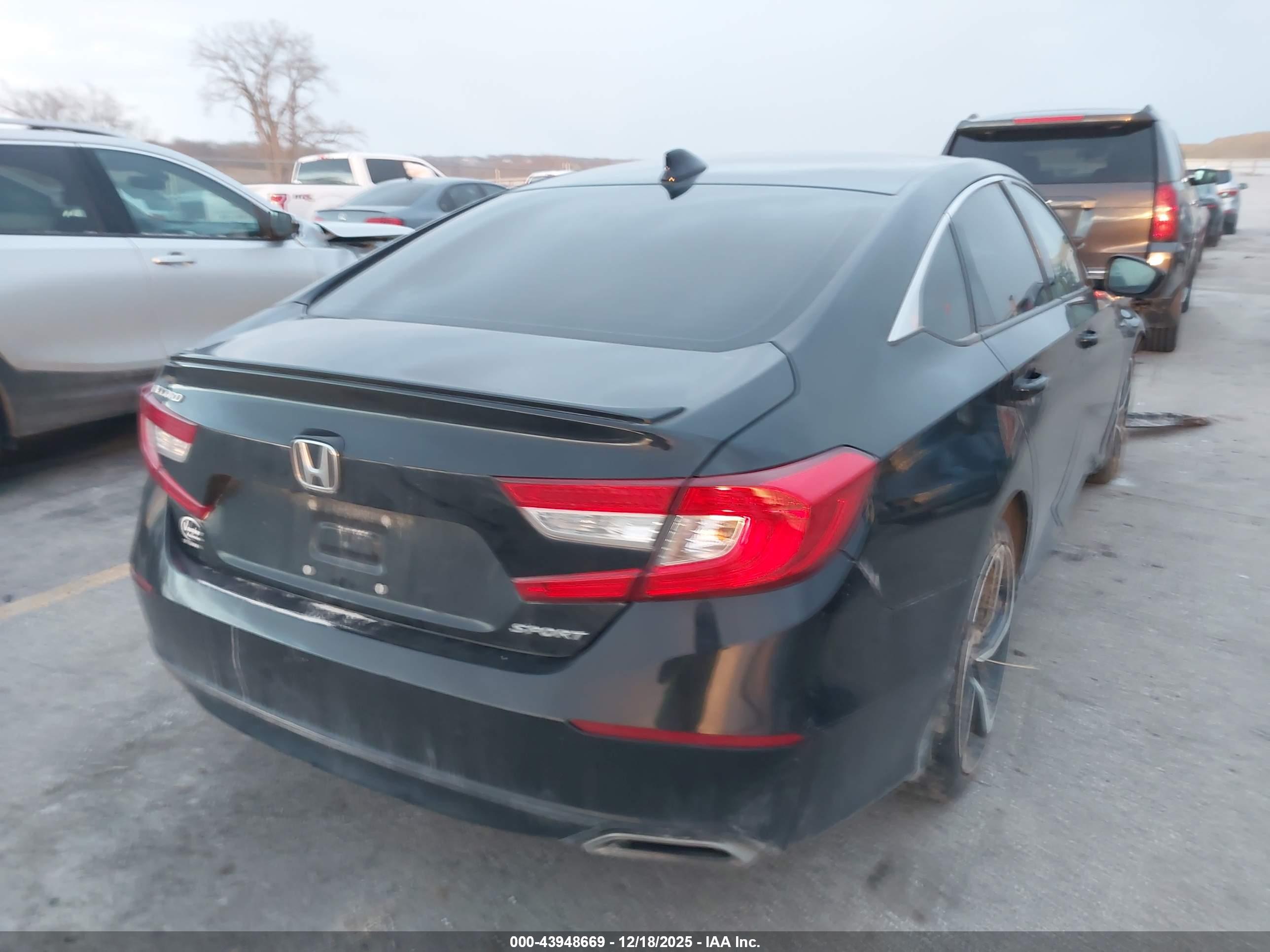 HONDA ACCORD image 4