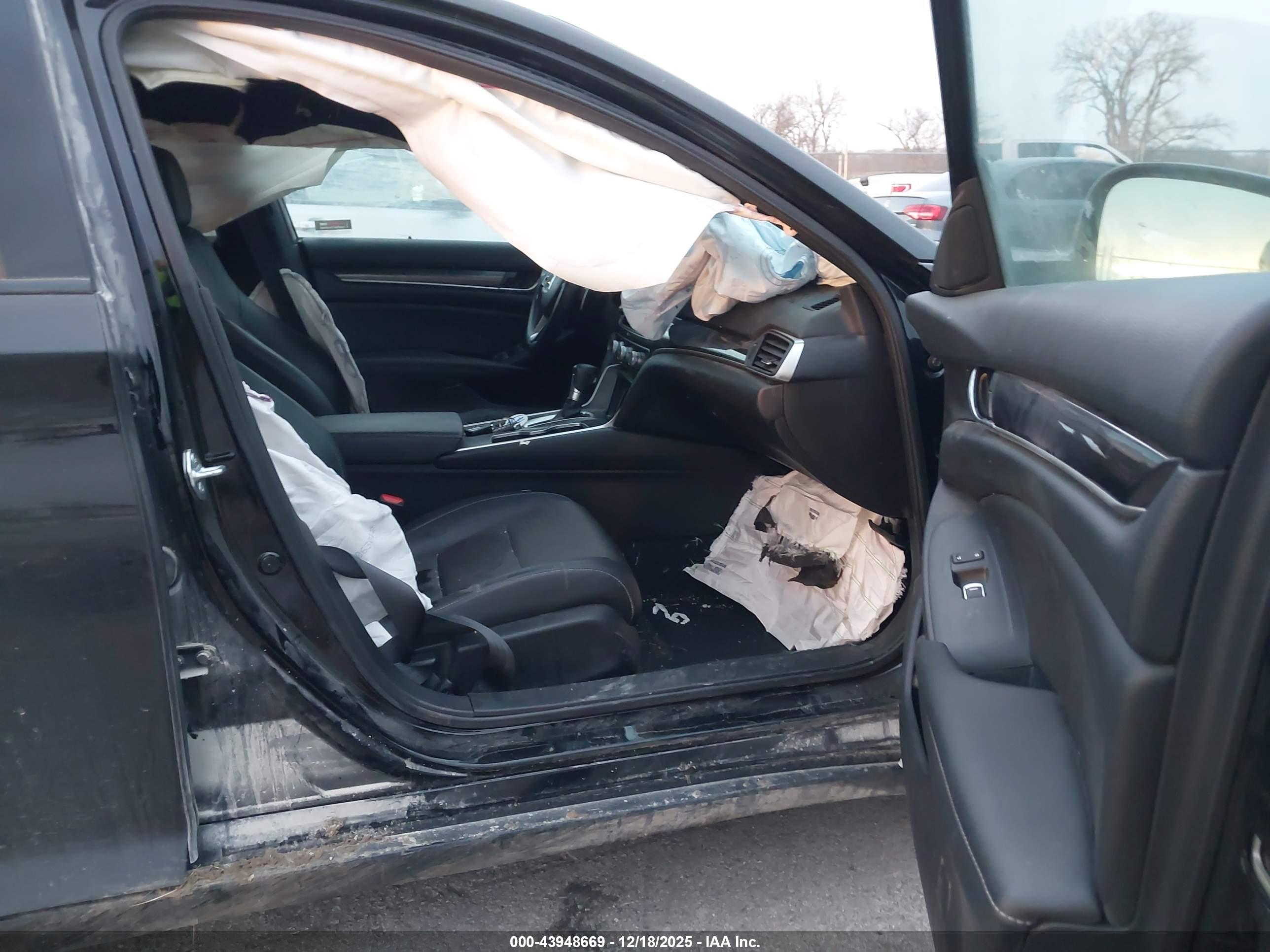 HONDA ACCORD image 5