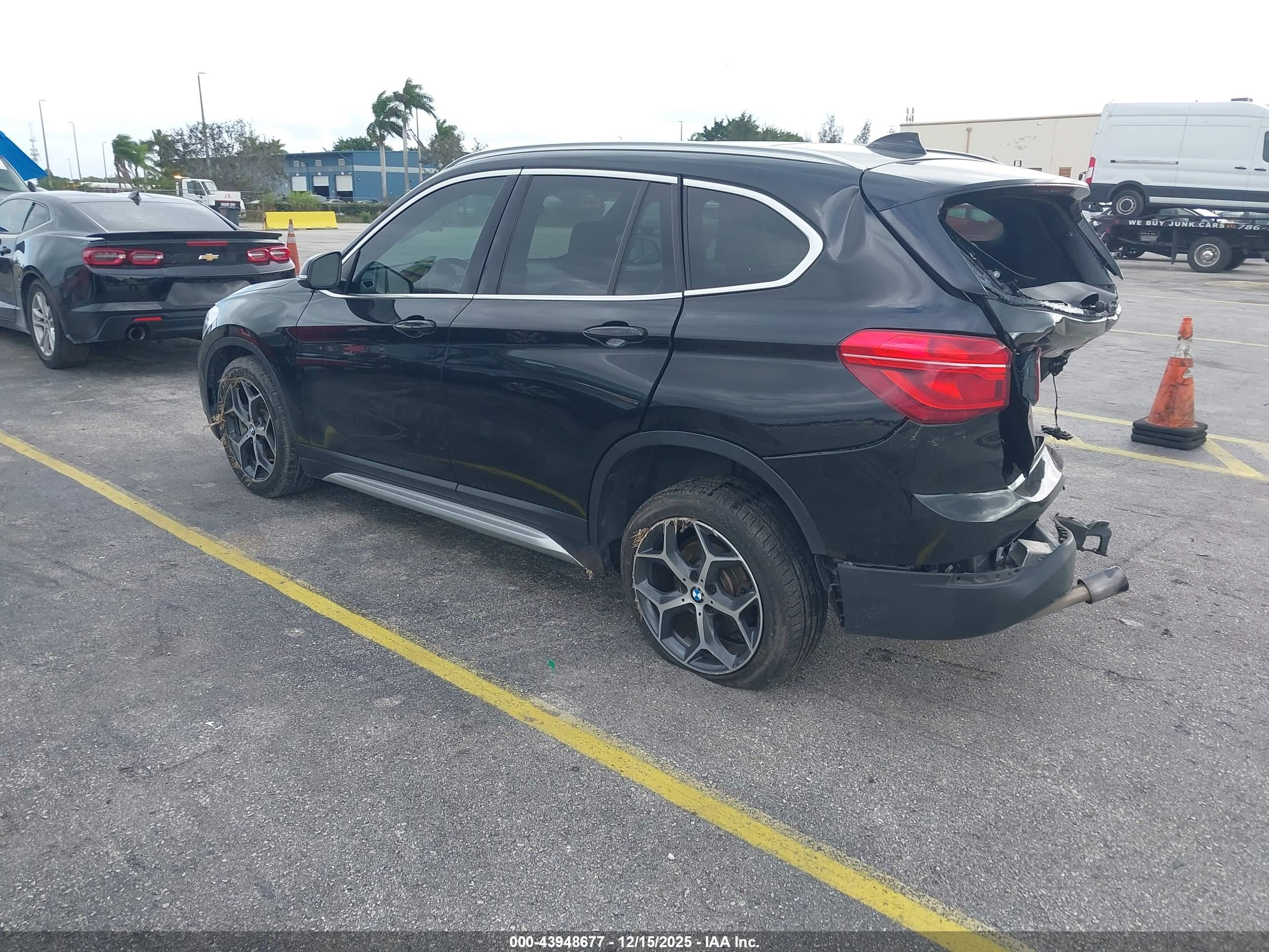 BMW X1 image 3