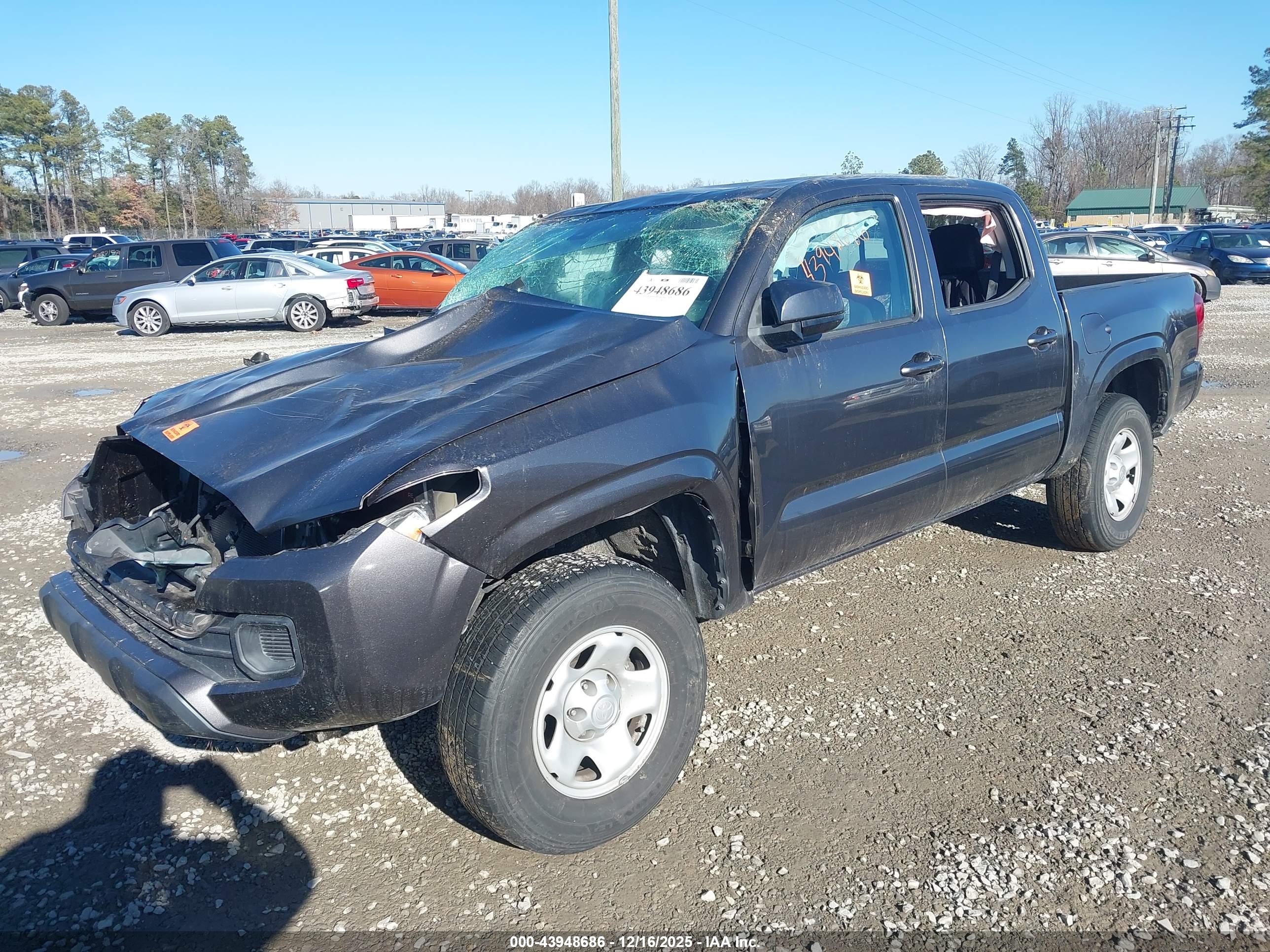 TOYOTA TACOMA image 2