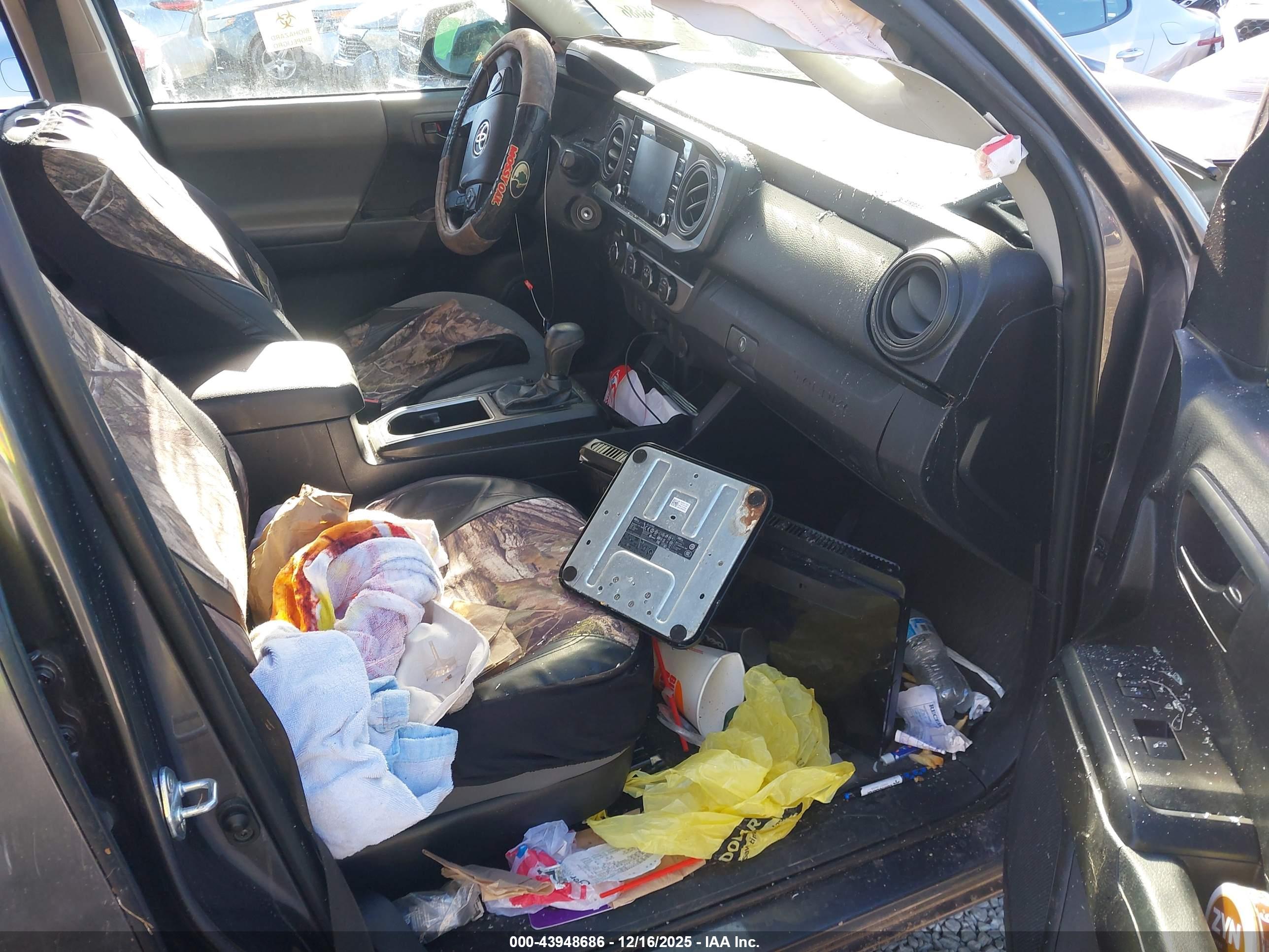TOYOTA TACOMA image 5