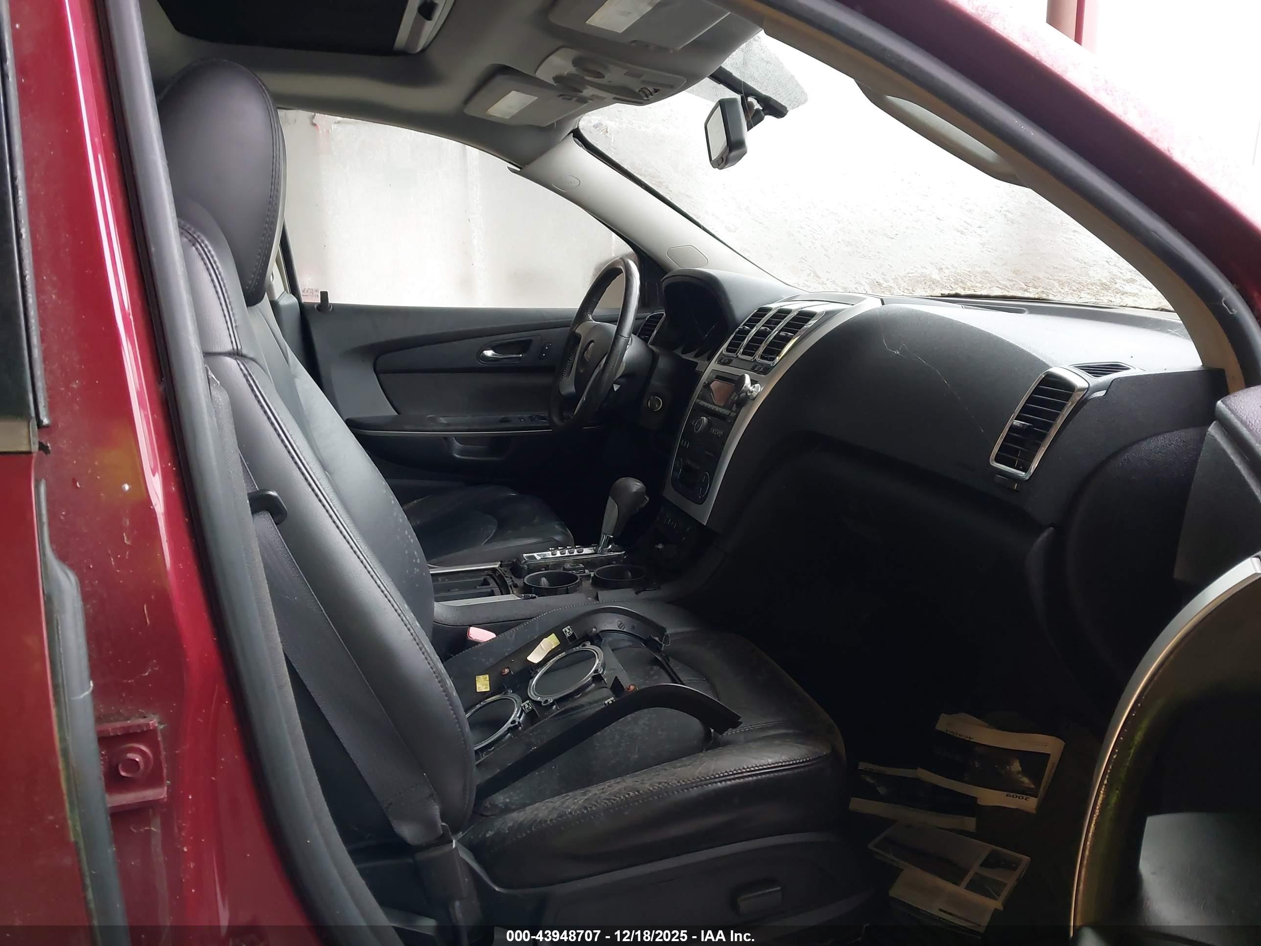GMC ACADIA image 5