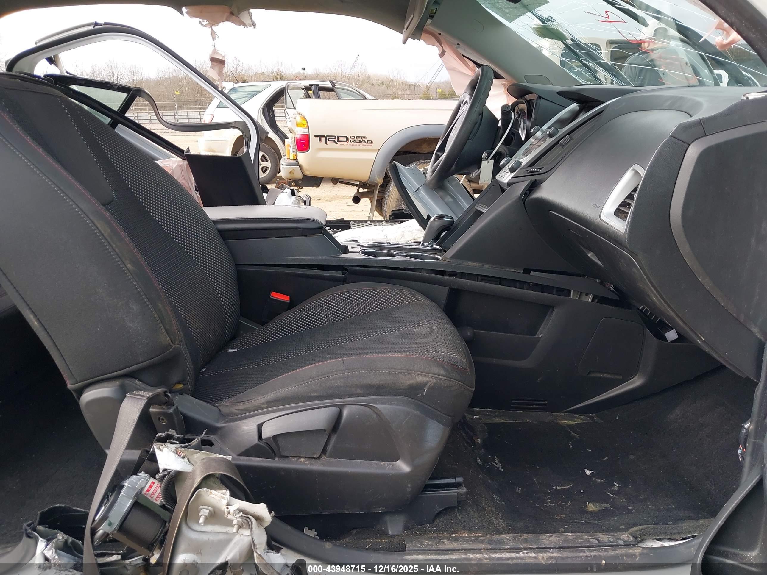 CHEVROLET EQUINOX image 5