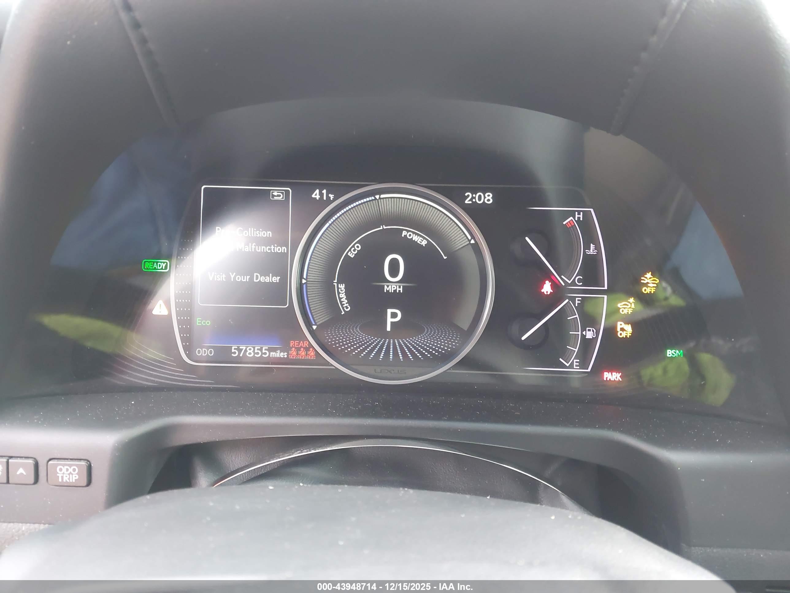 LEXUS ES image 7
