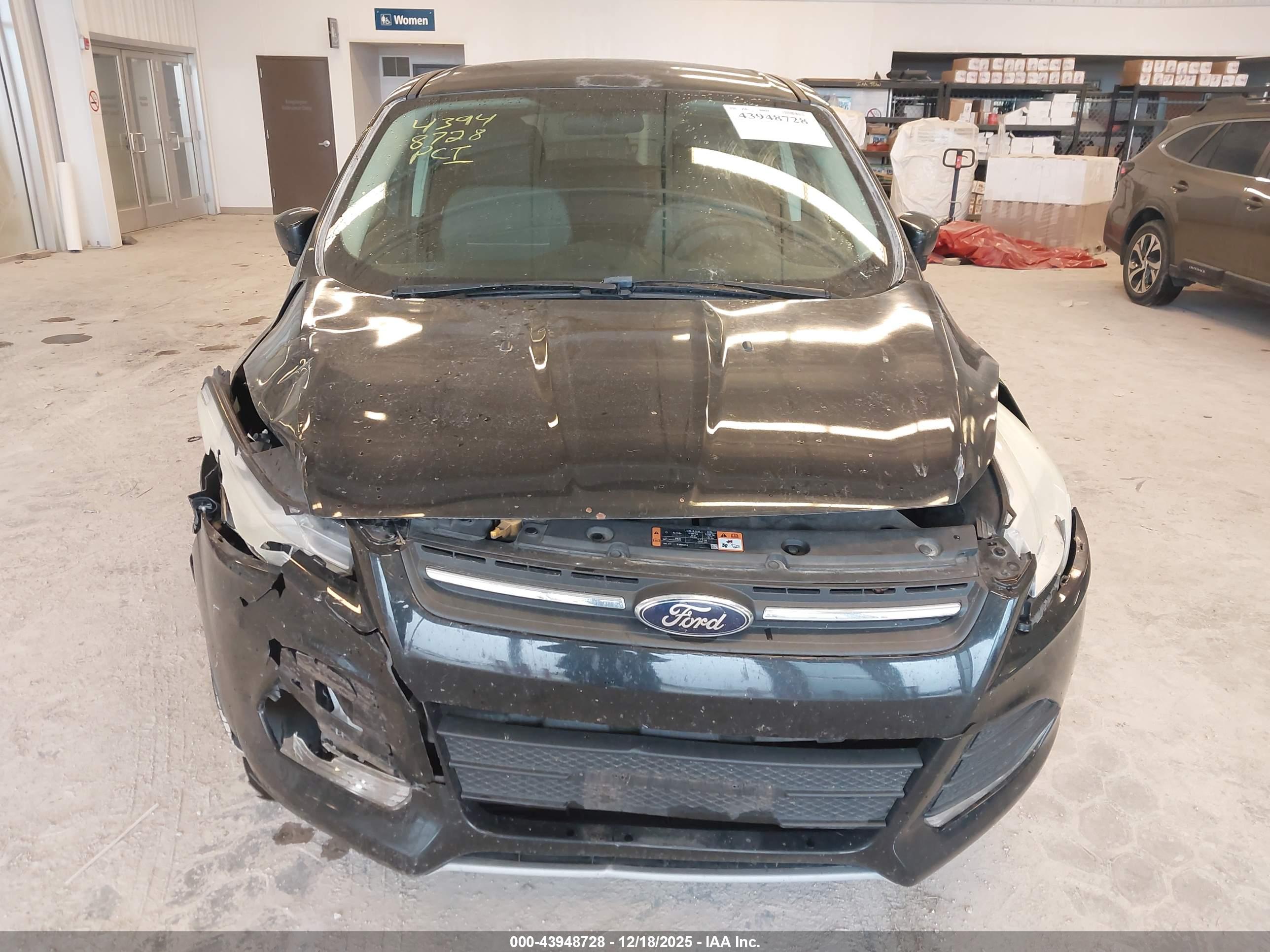 FORD ESCAPE image 6