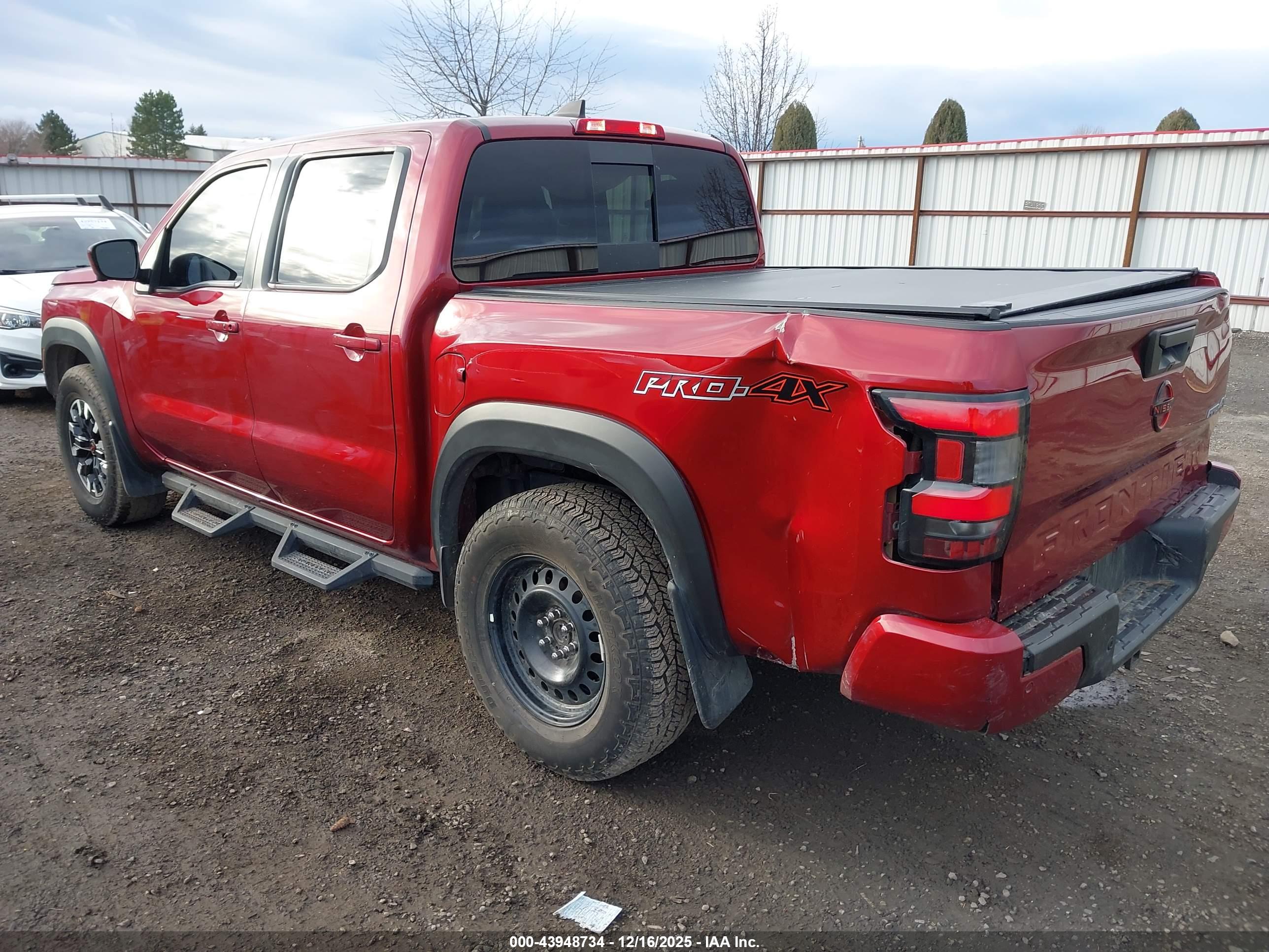 NISSAN FRONTIER image 3