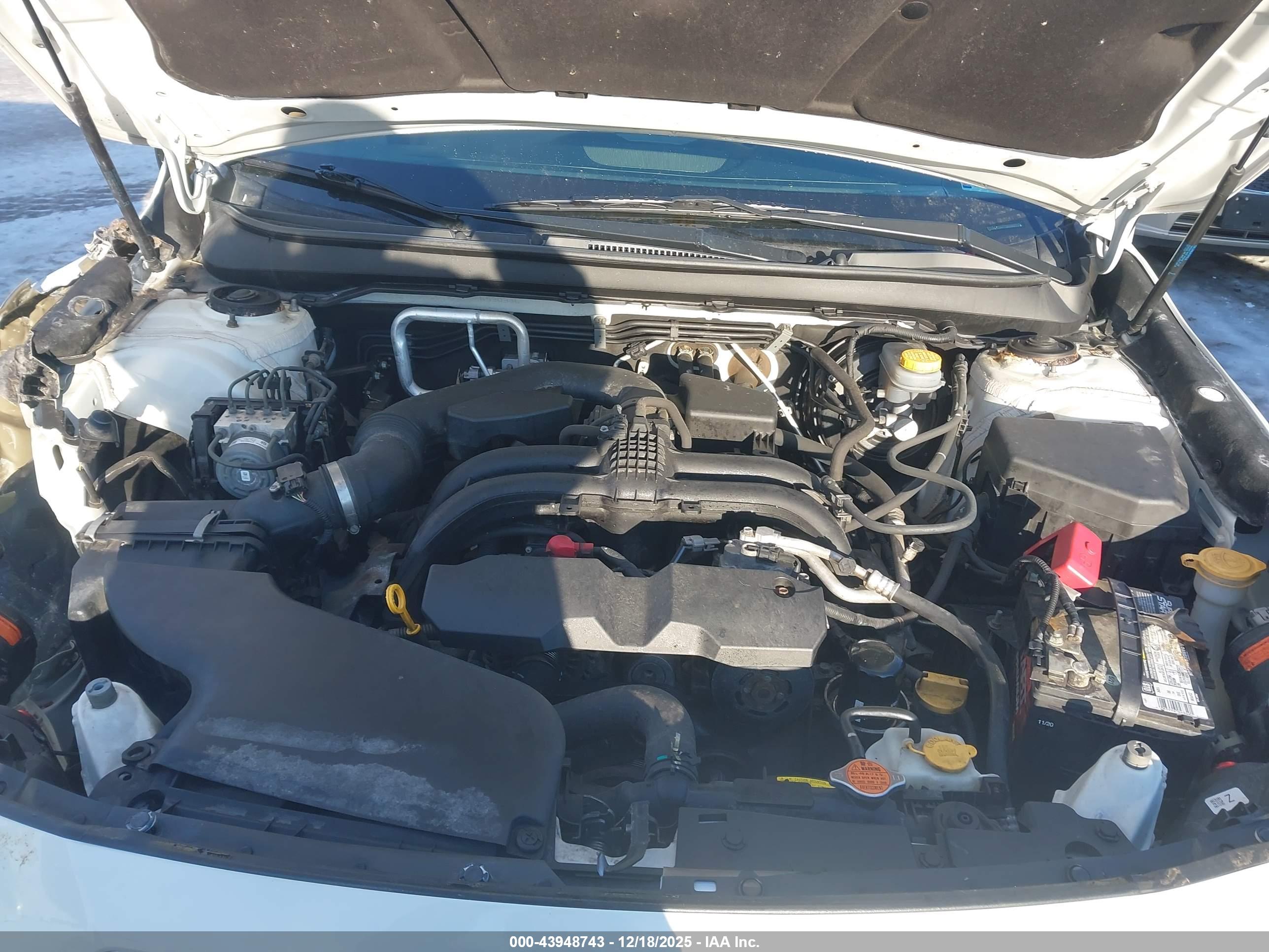 SUBARU OUTBACK image 10
