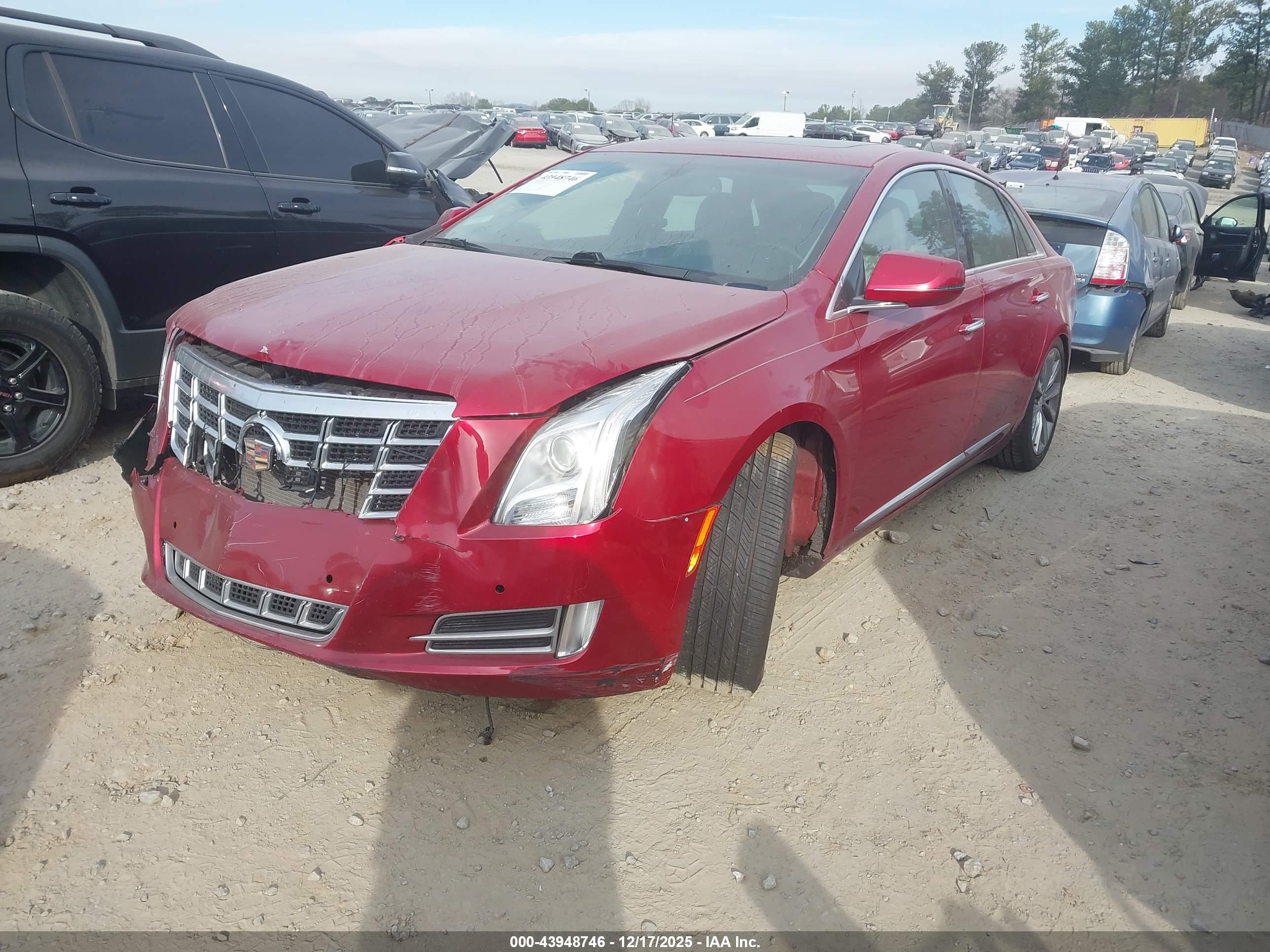 CADILLAC XTS image 2