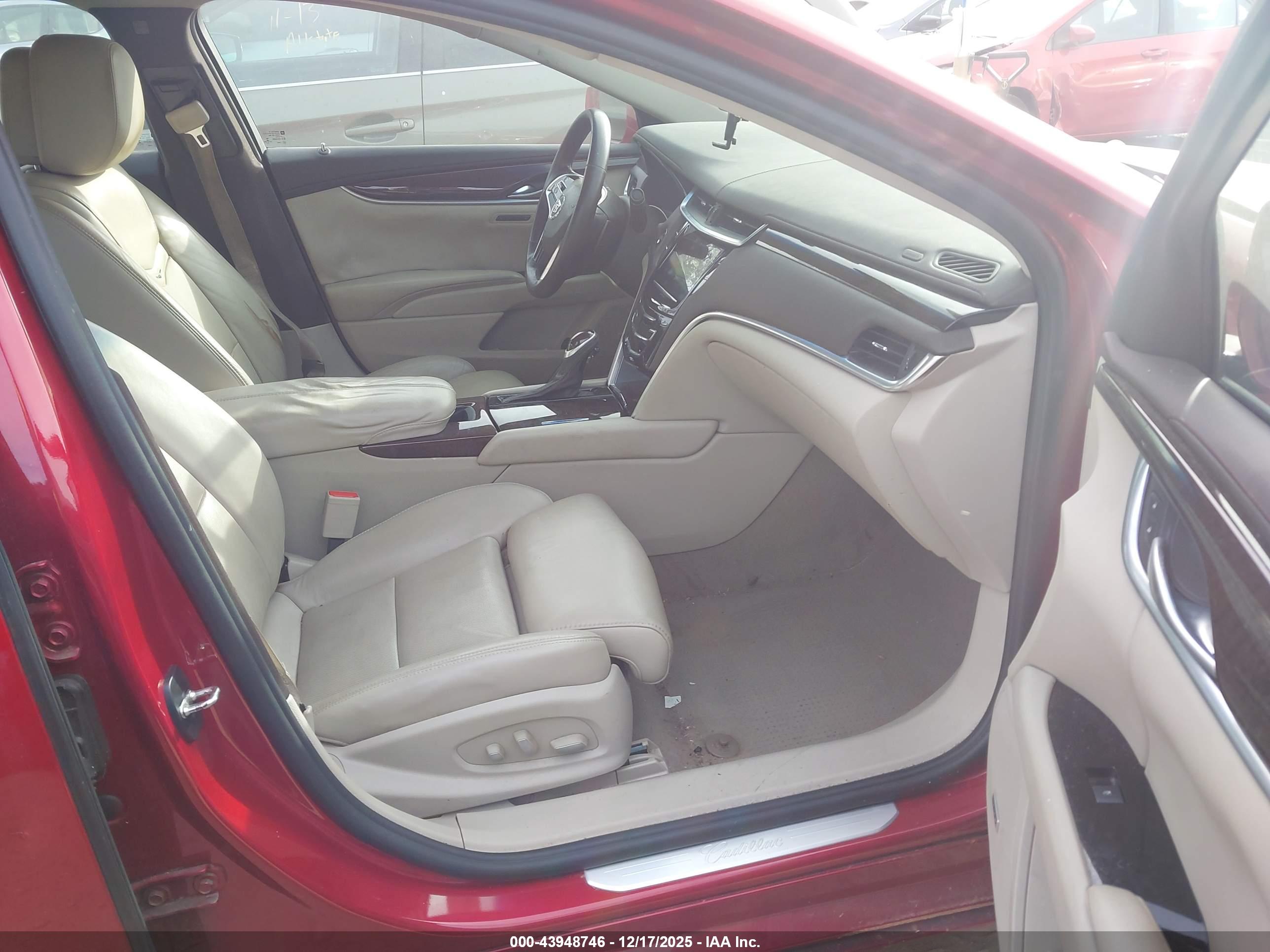 CADILLAC XTS image 5