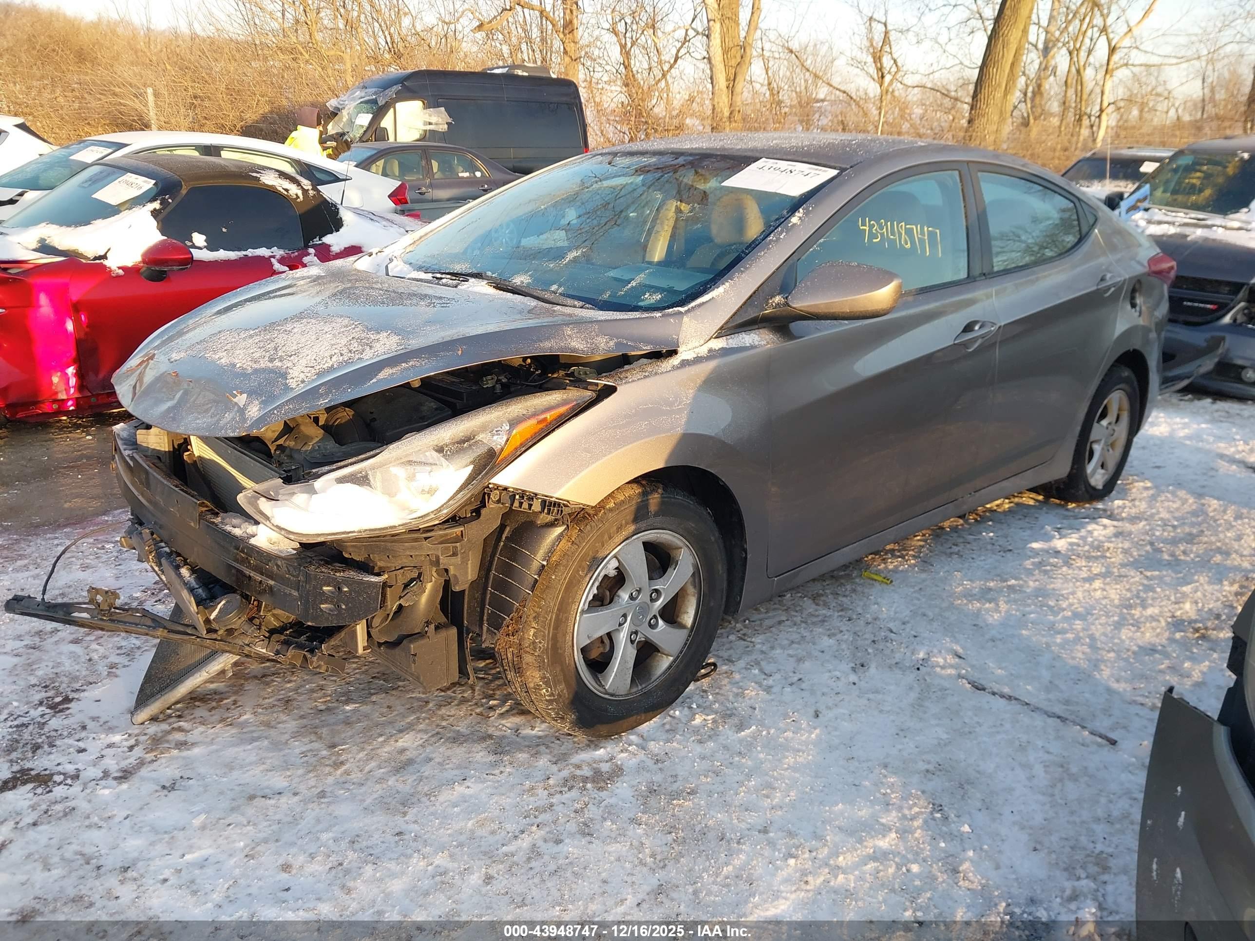 HYUNDAI ELANTRA image 2