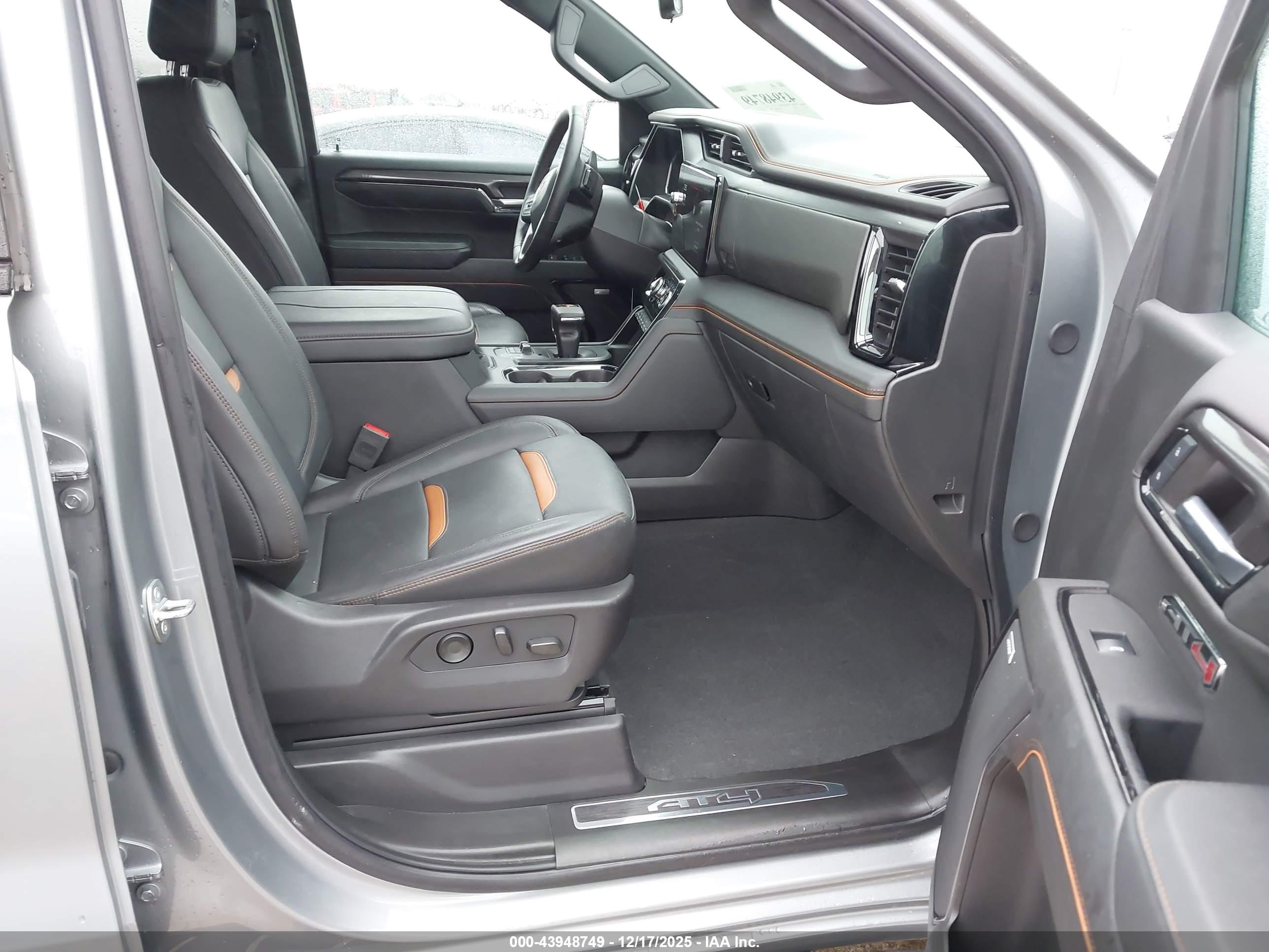 GMC SIERRA image 5