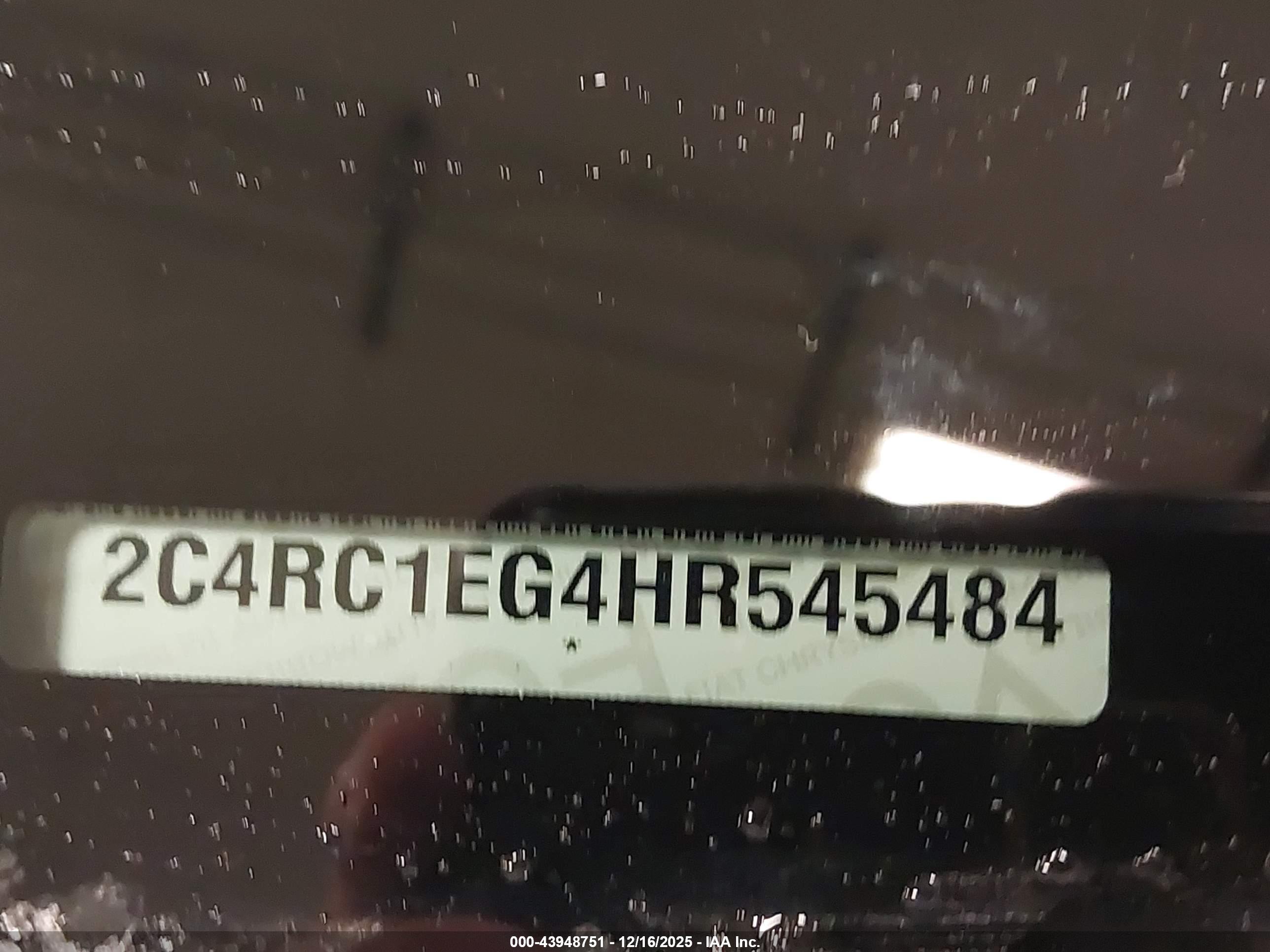 CHRYSLER PACIFICA image 9