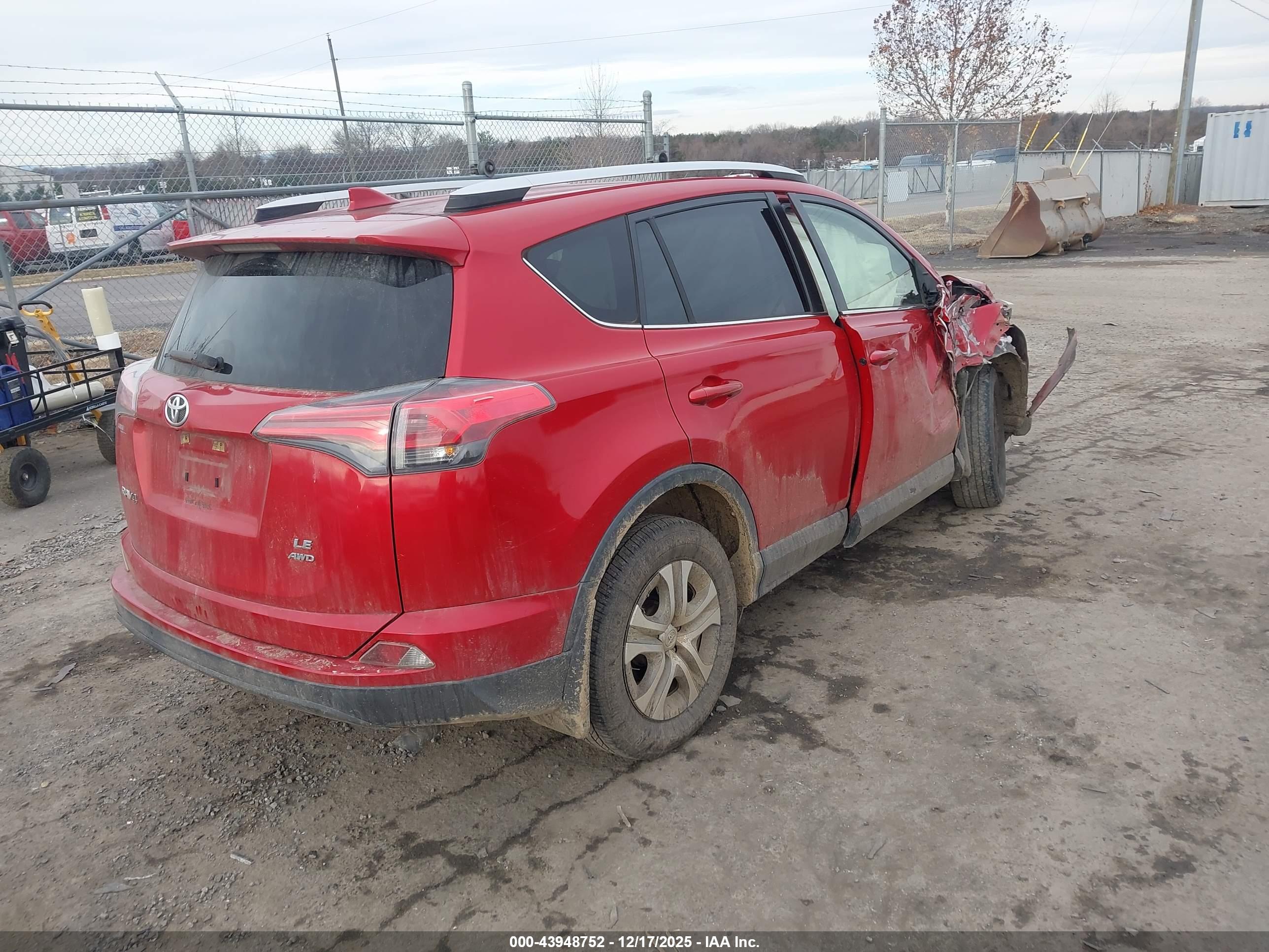TOYOTA RAV4 image 4