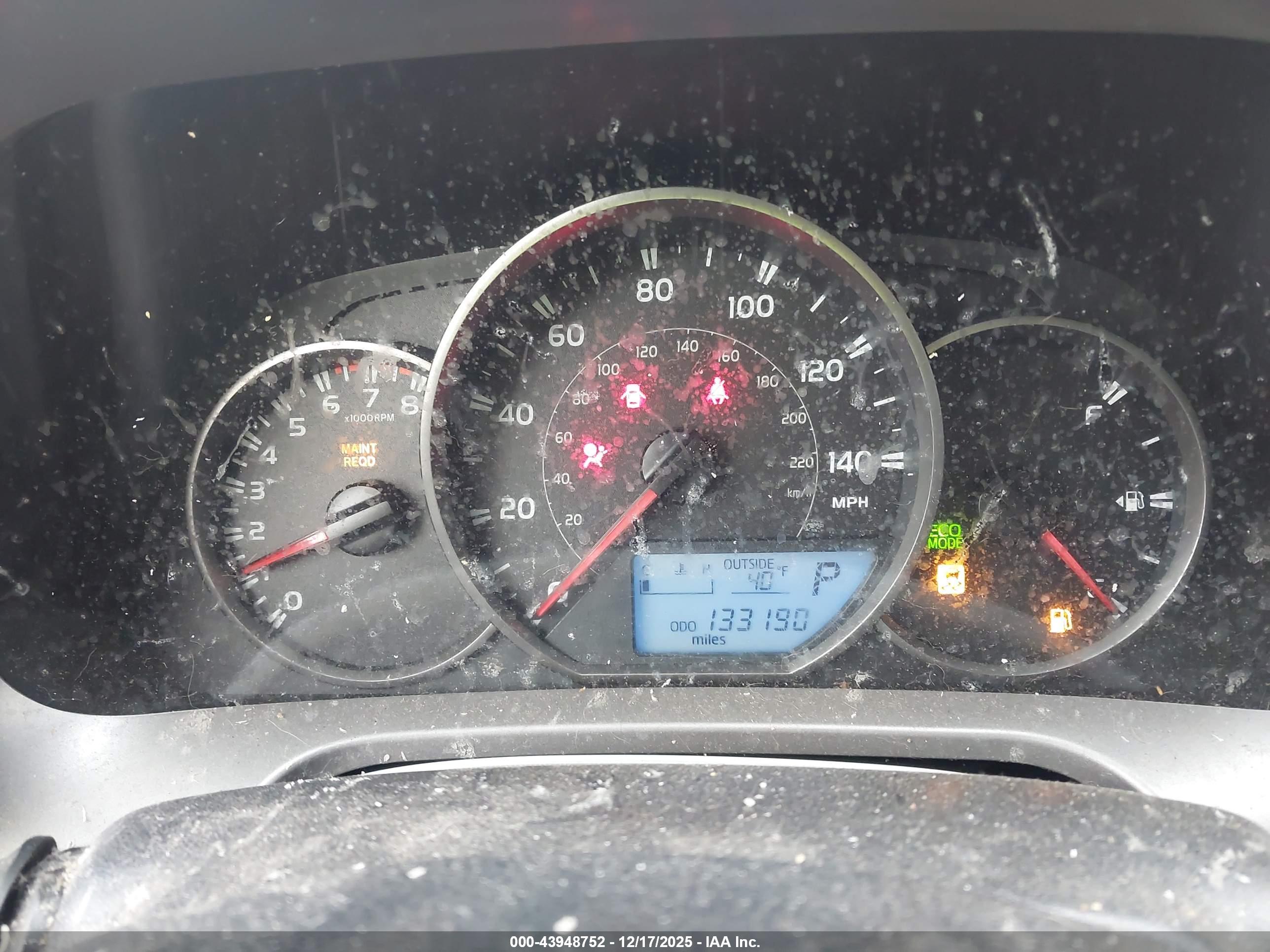 TOYOTA RAV4 image 7