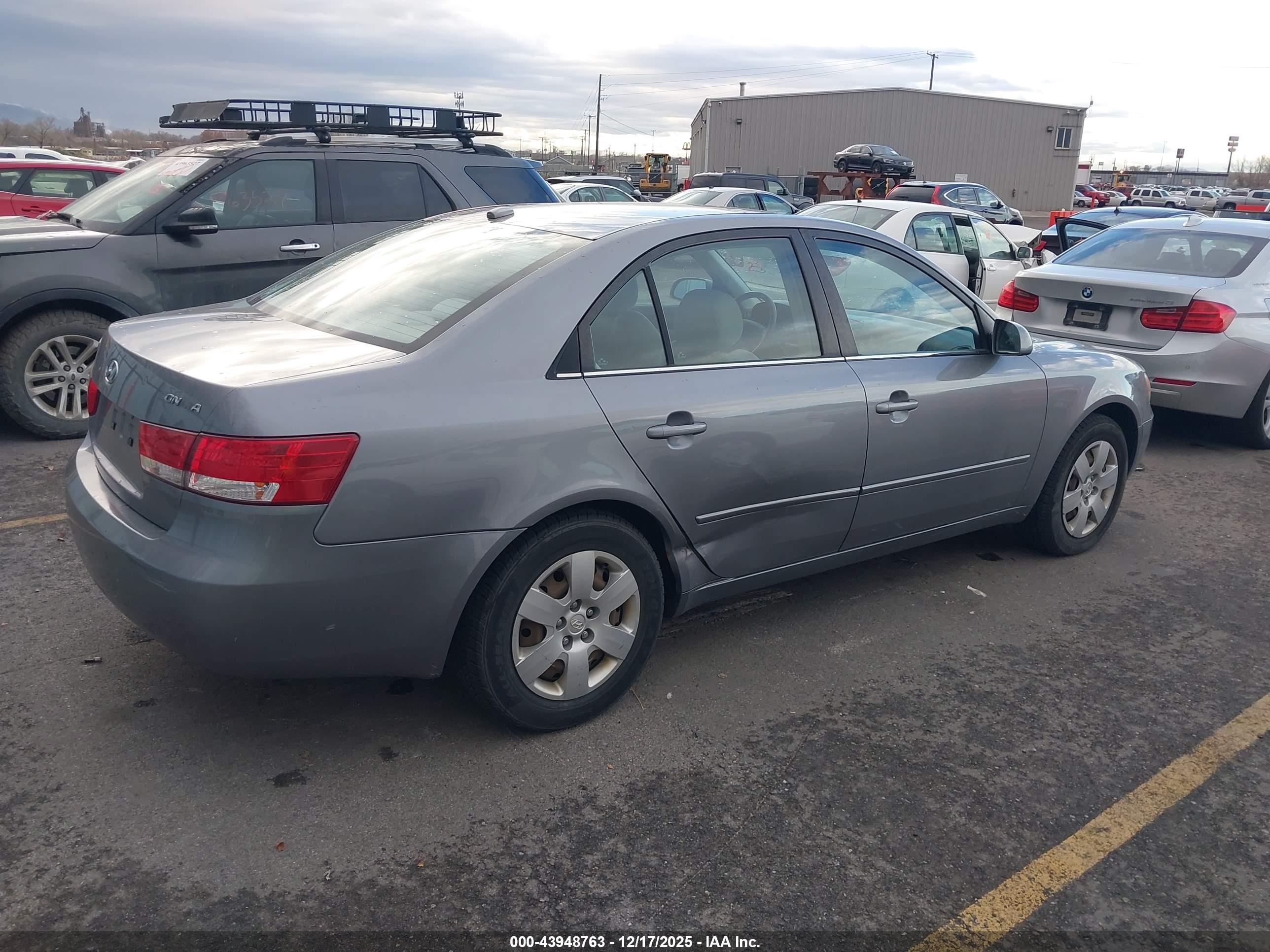 HYUNDAI SONATA image 4