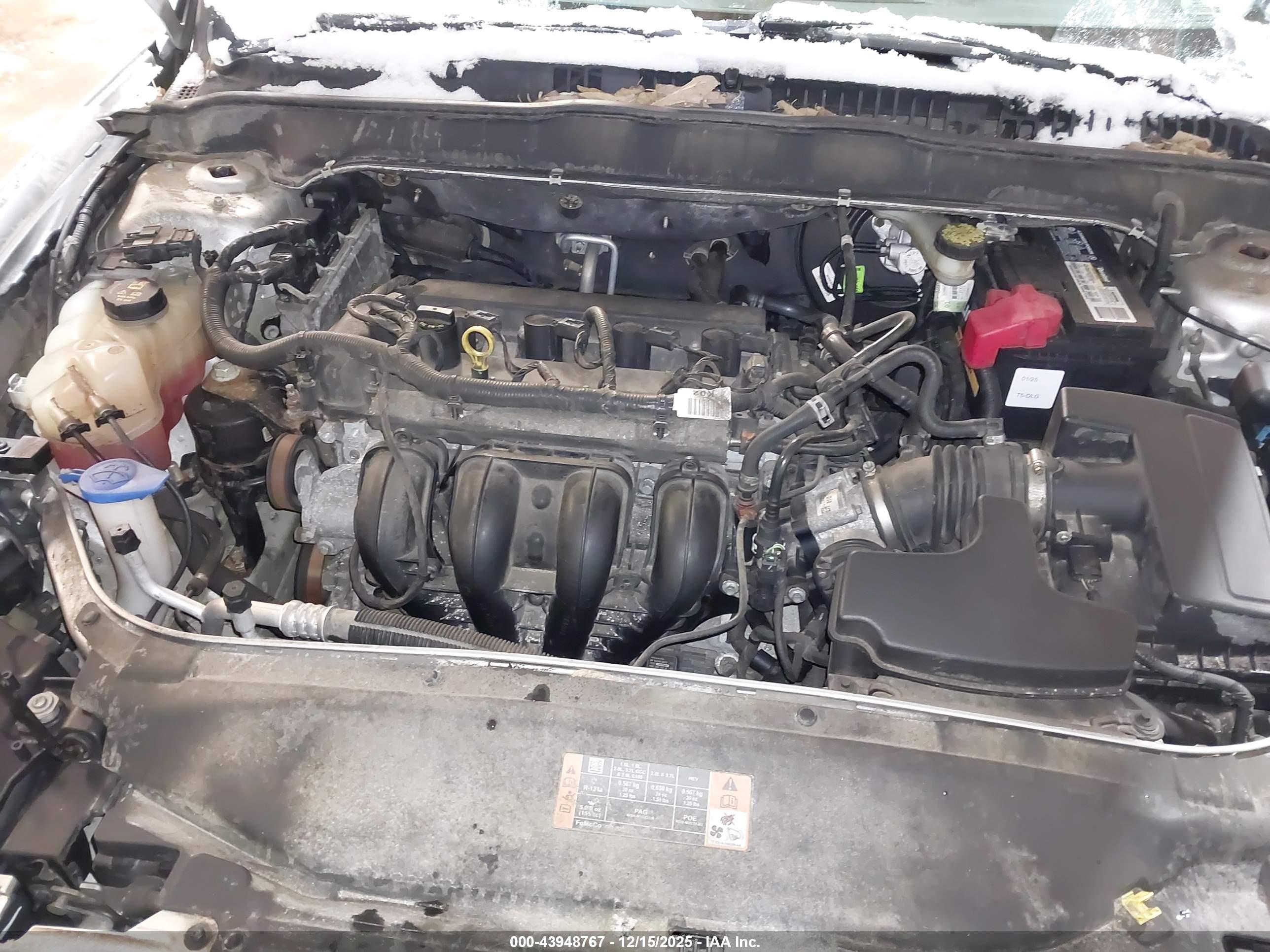 FORD FUSION image 10