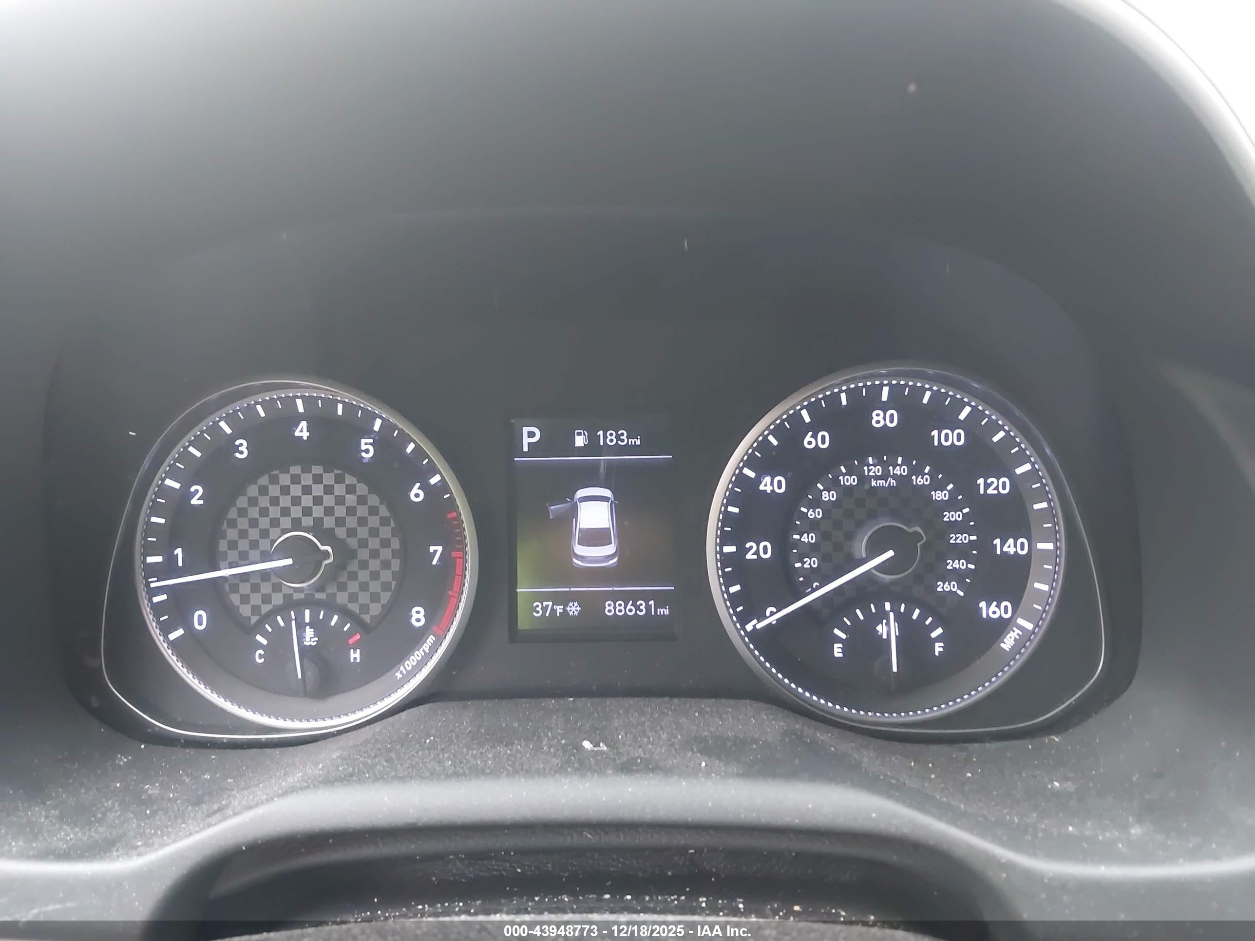 HYUNDAI ELANTRA image 7