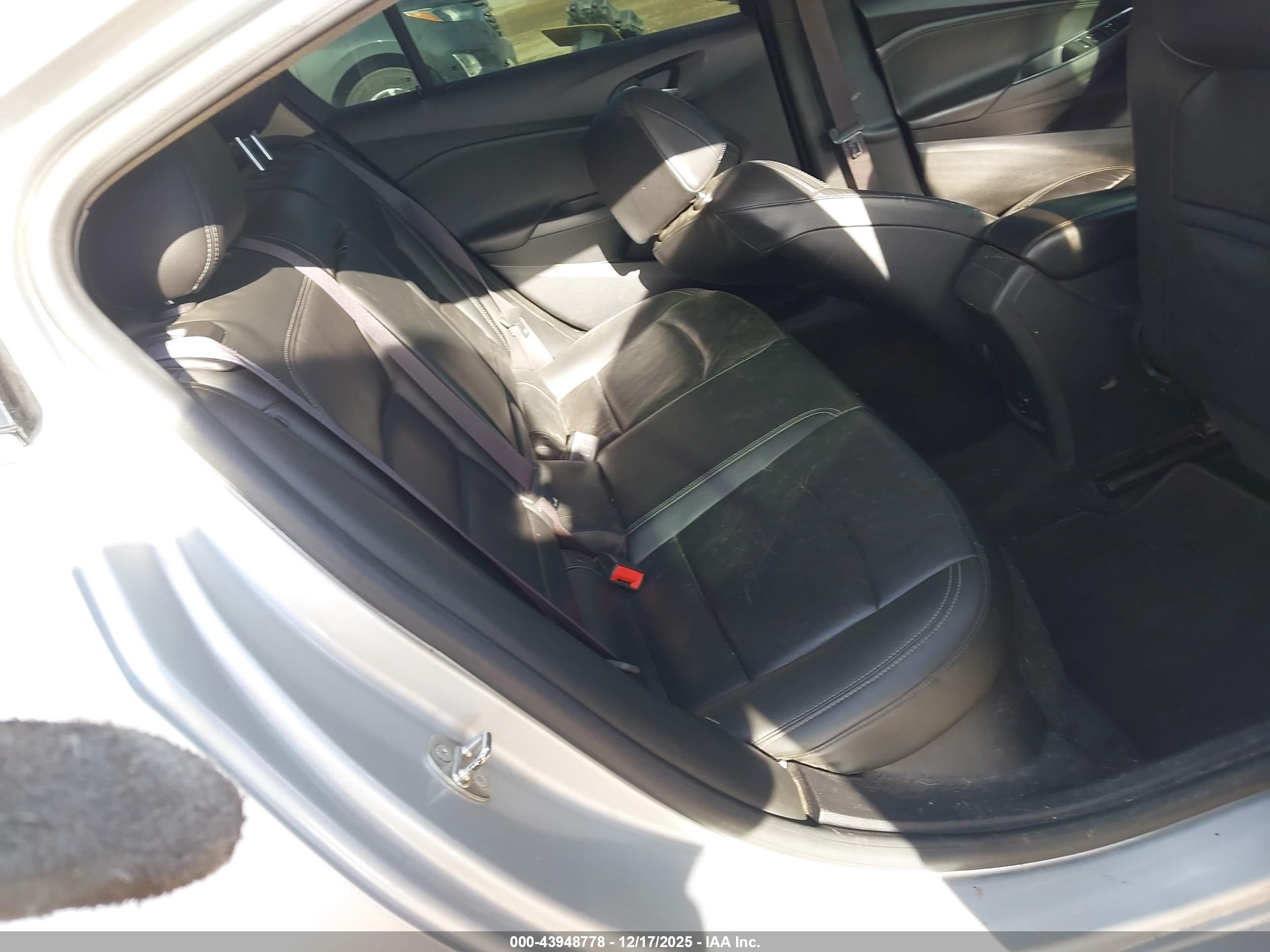 CHEVROLET CRUZE image 8