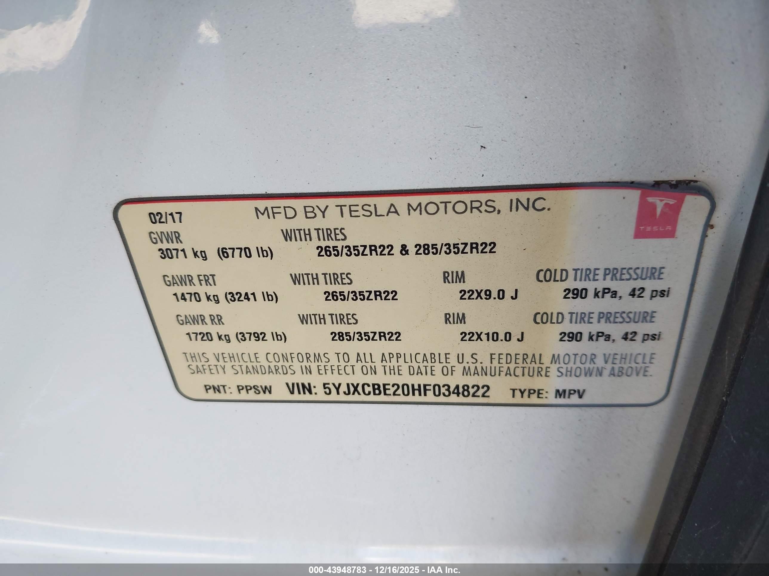 TESLA MODEL image 9