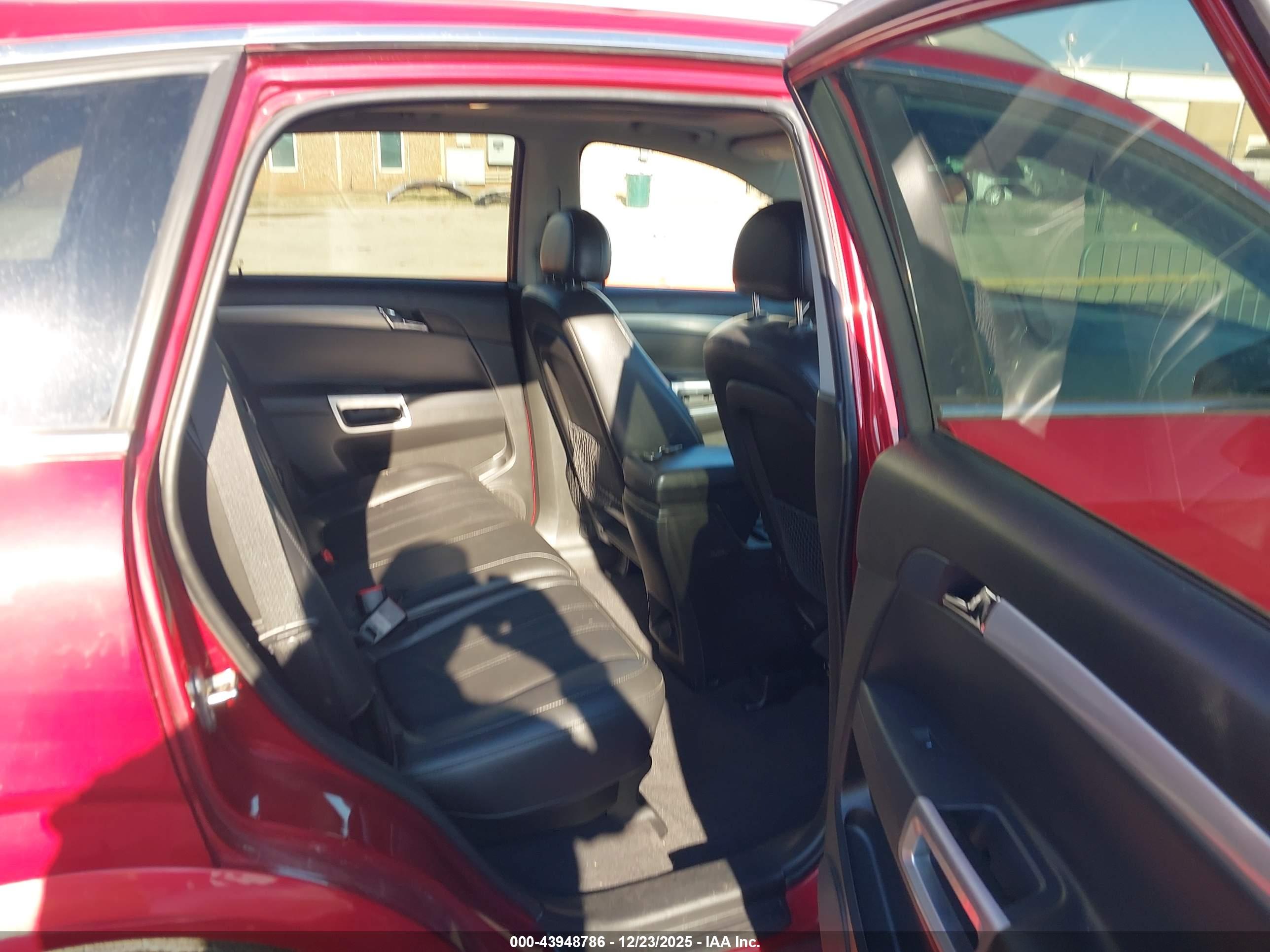 CHEVROLET CAPTIVA image 8