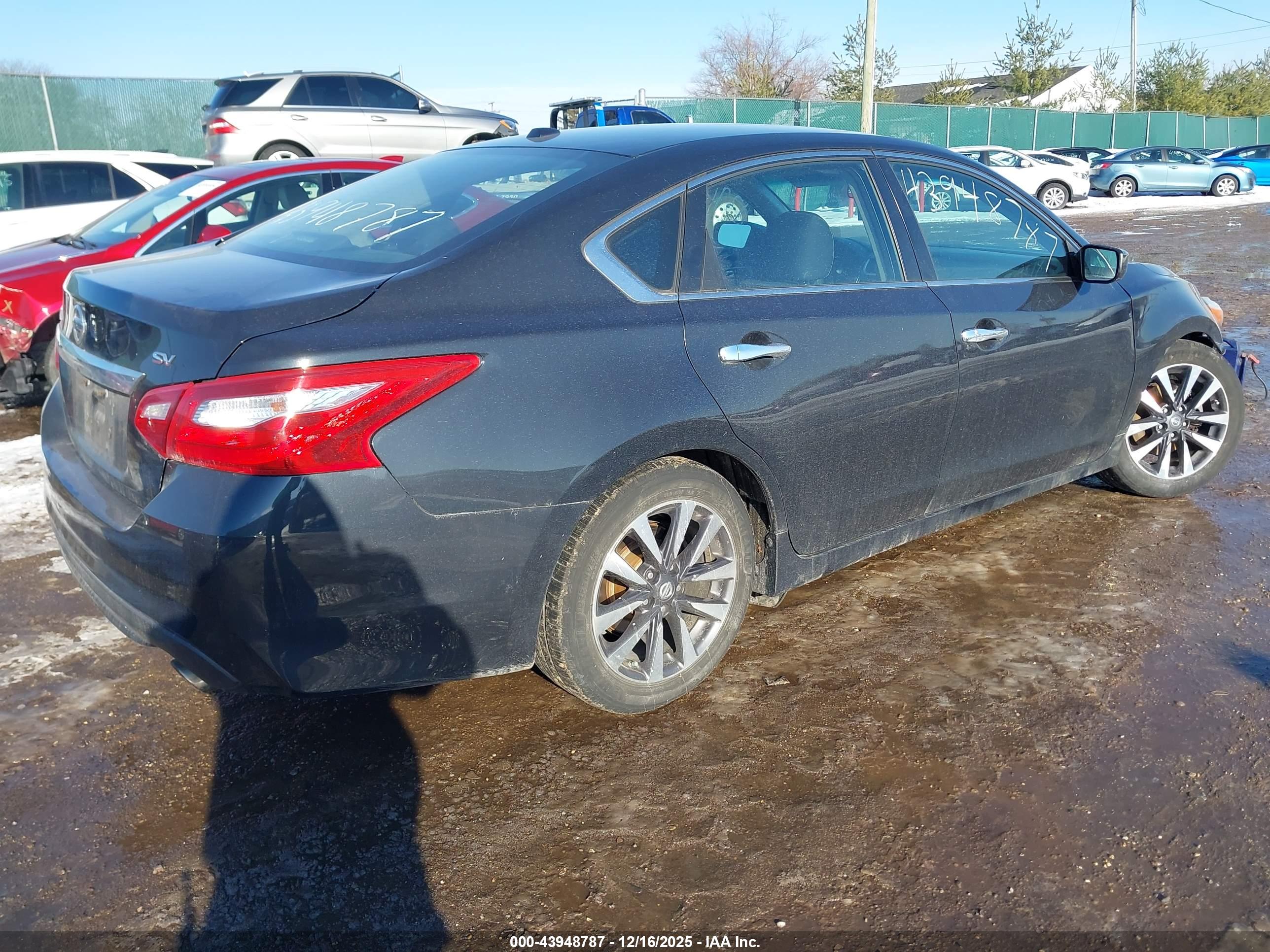 NISSAN ALTIMA image 4