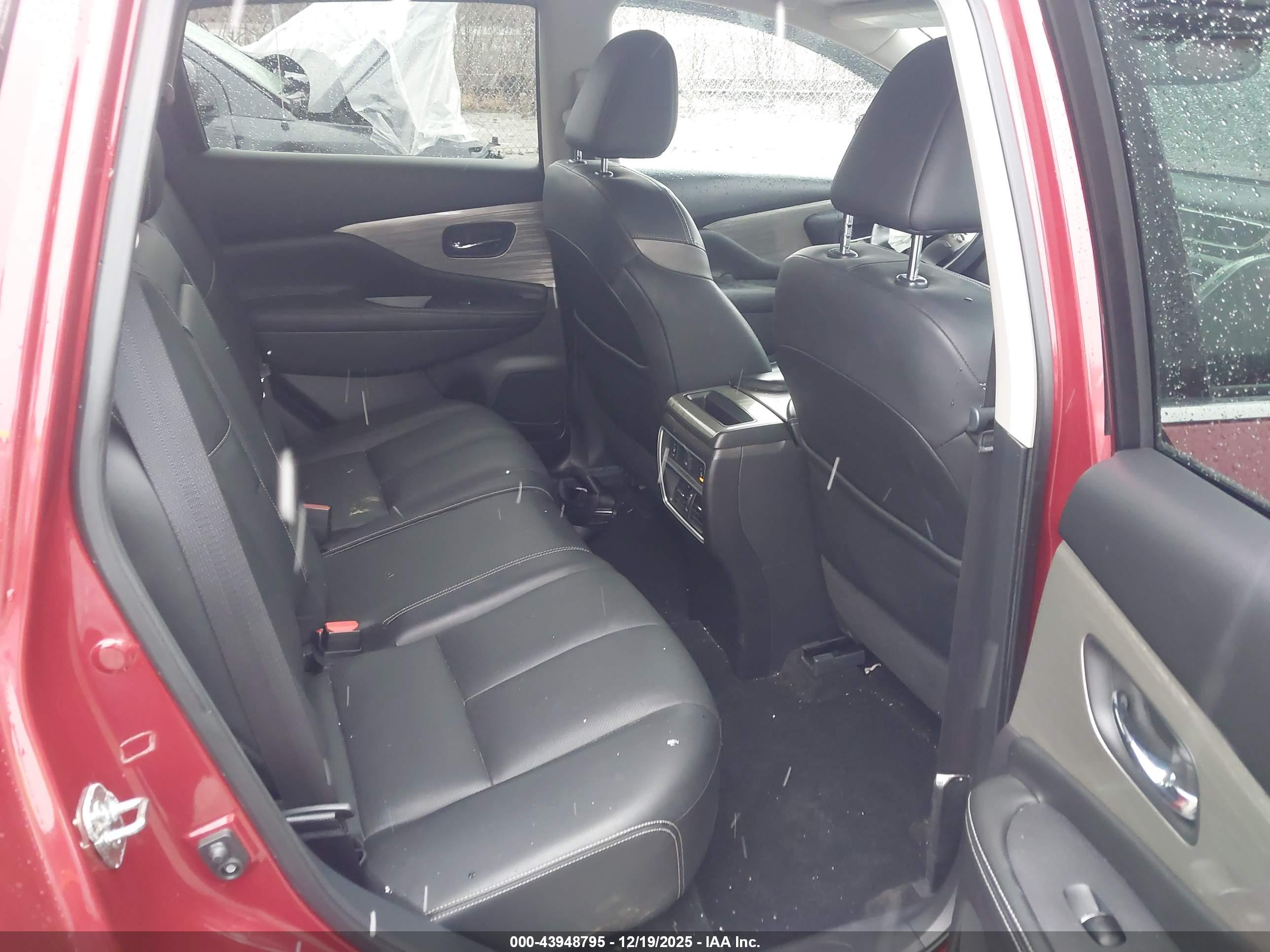 NISSAN MURANO image 8