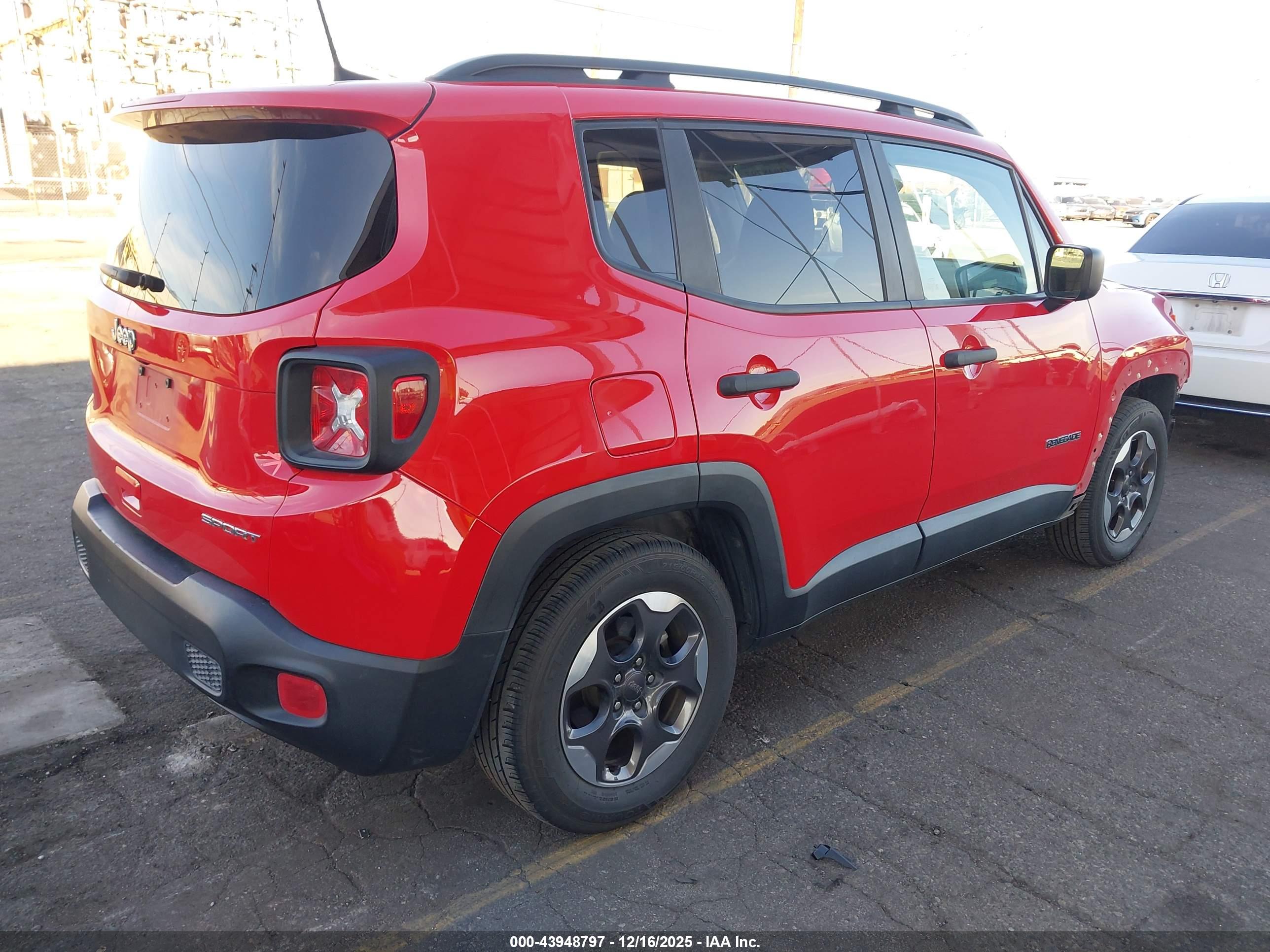 JEEP RENEGADE image 4