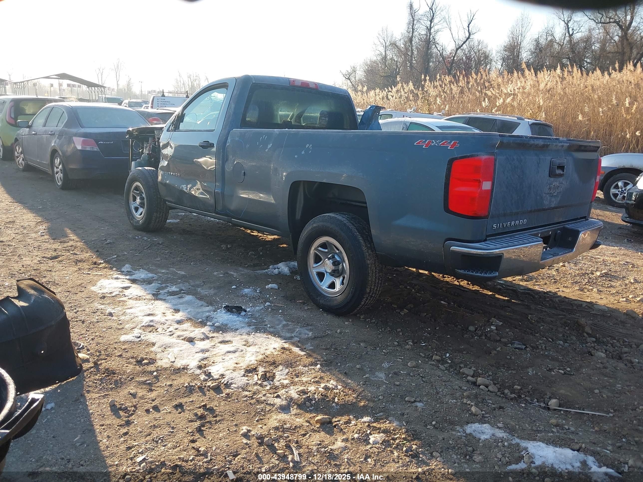 CHEVROLET SILVERADO image 3