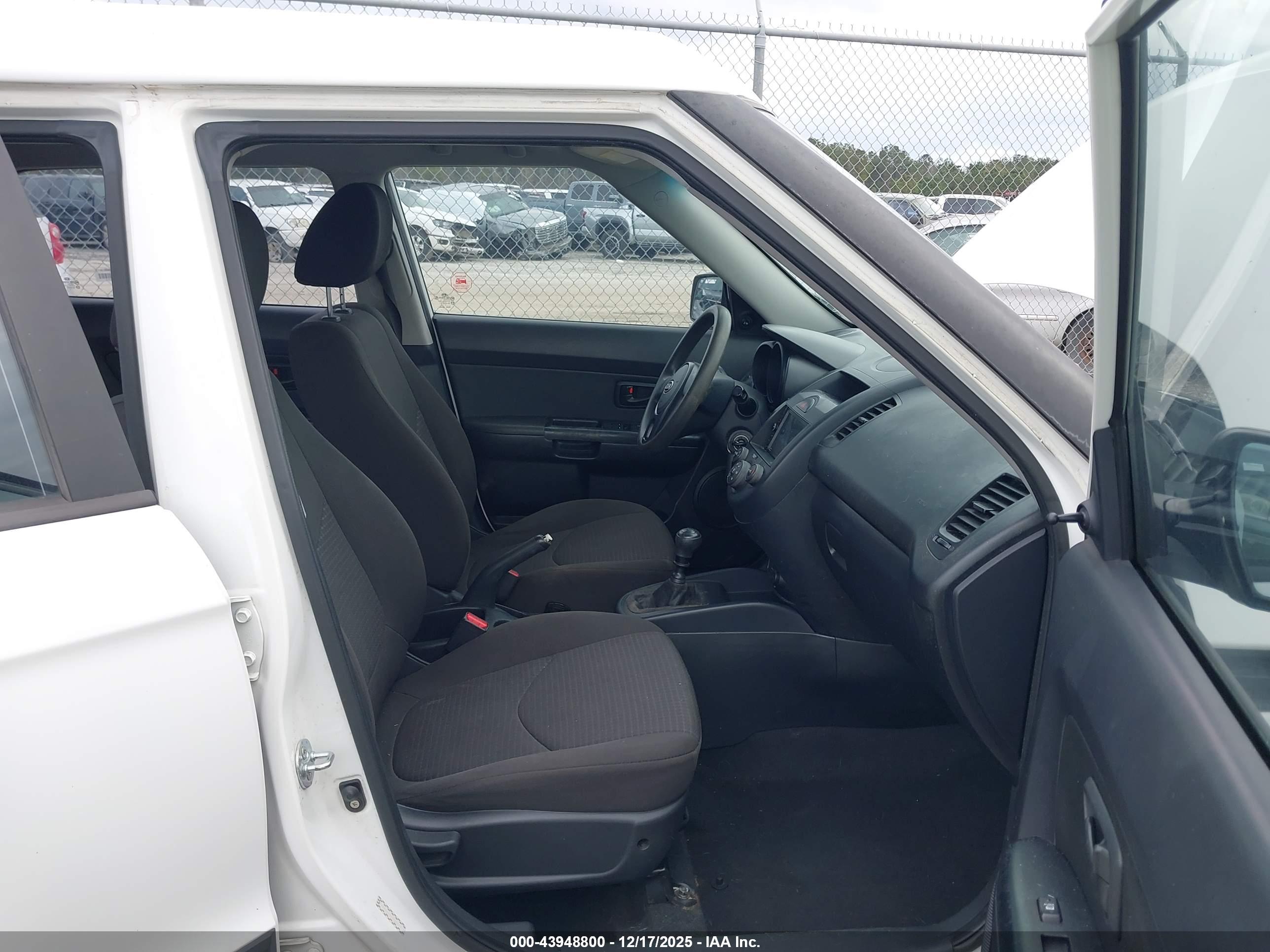 KIA SOUL image 5