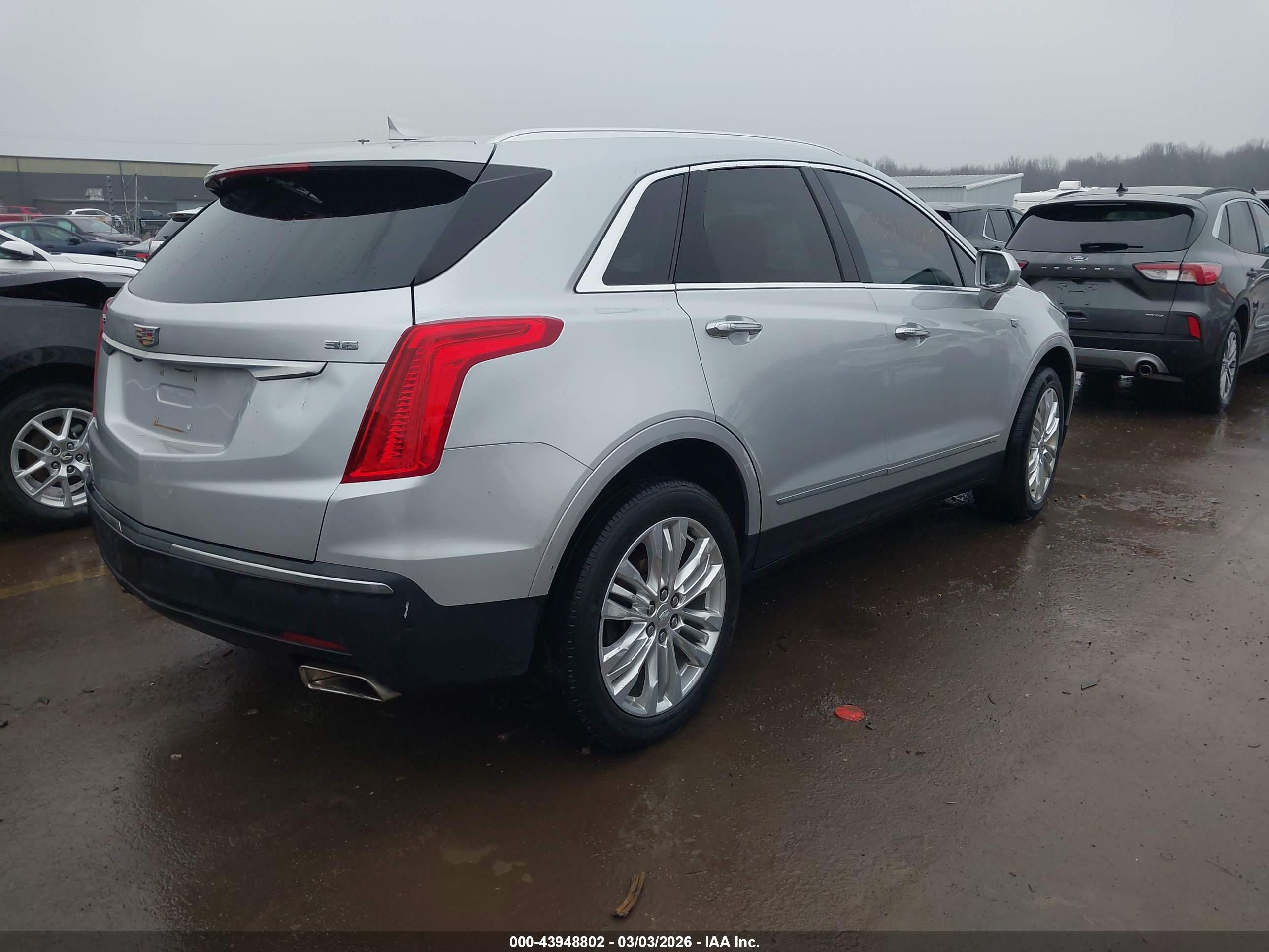 CADILLAC XT5 image 4