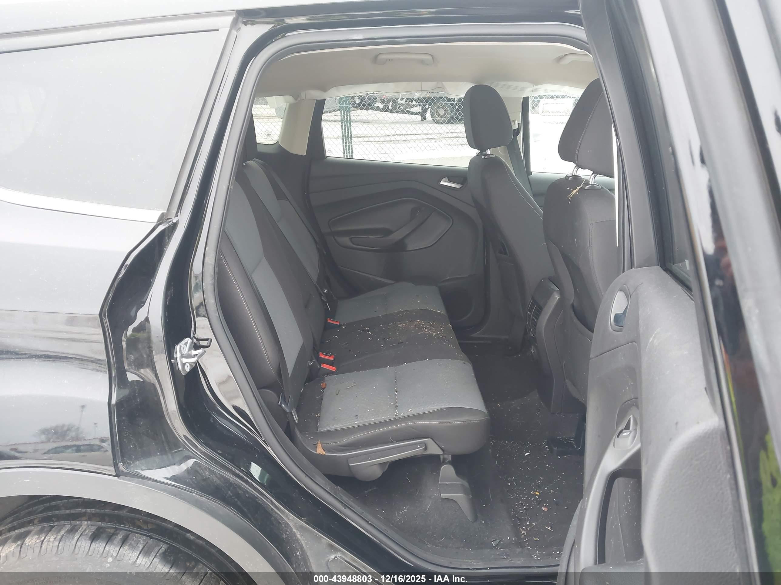 FORD ESCAPE image 8