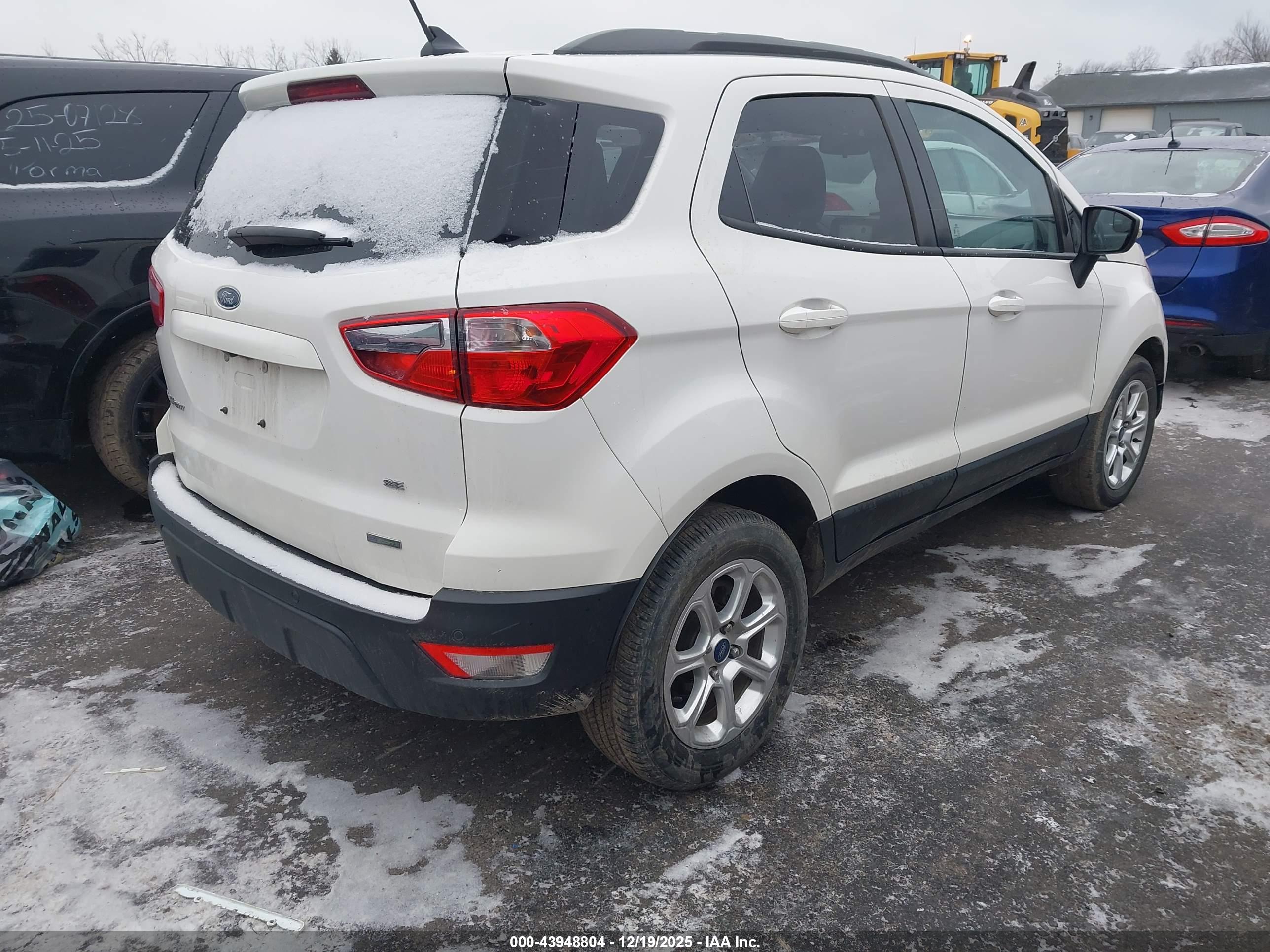 FORD ECOSPORT image 4