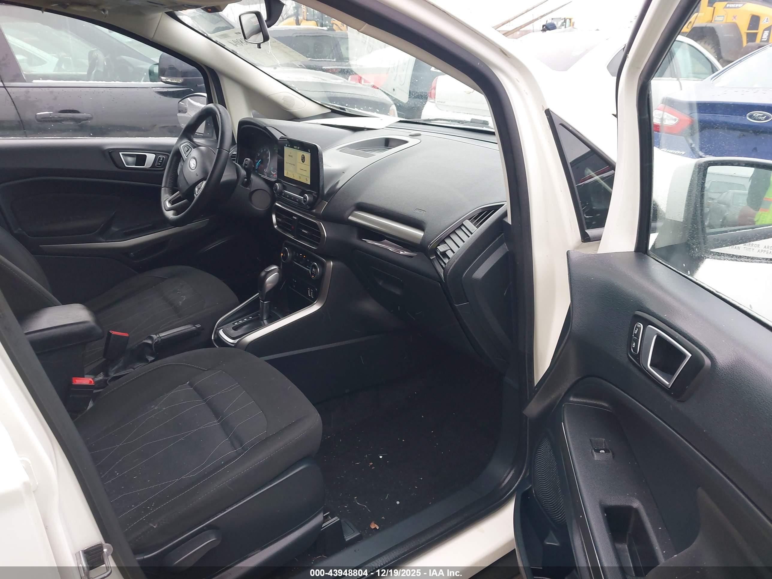 FORD ECOSPORT image 5