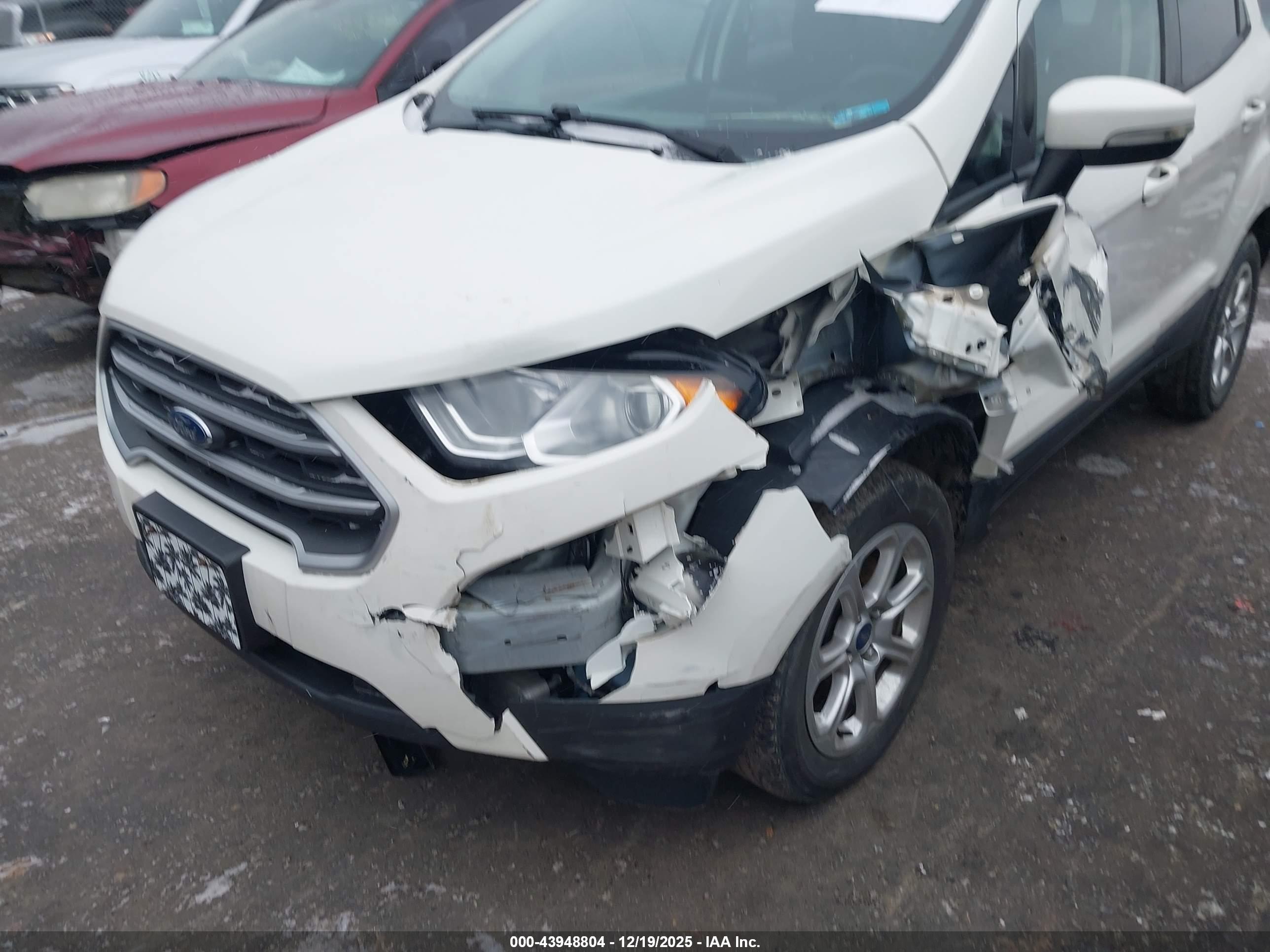 FORD ECOSPORT image 6