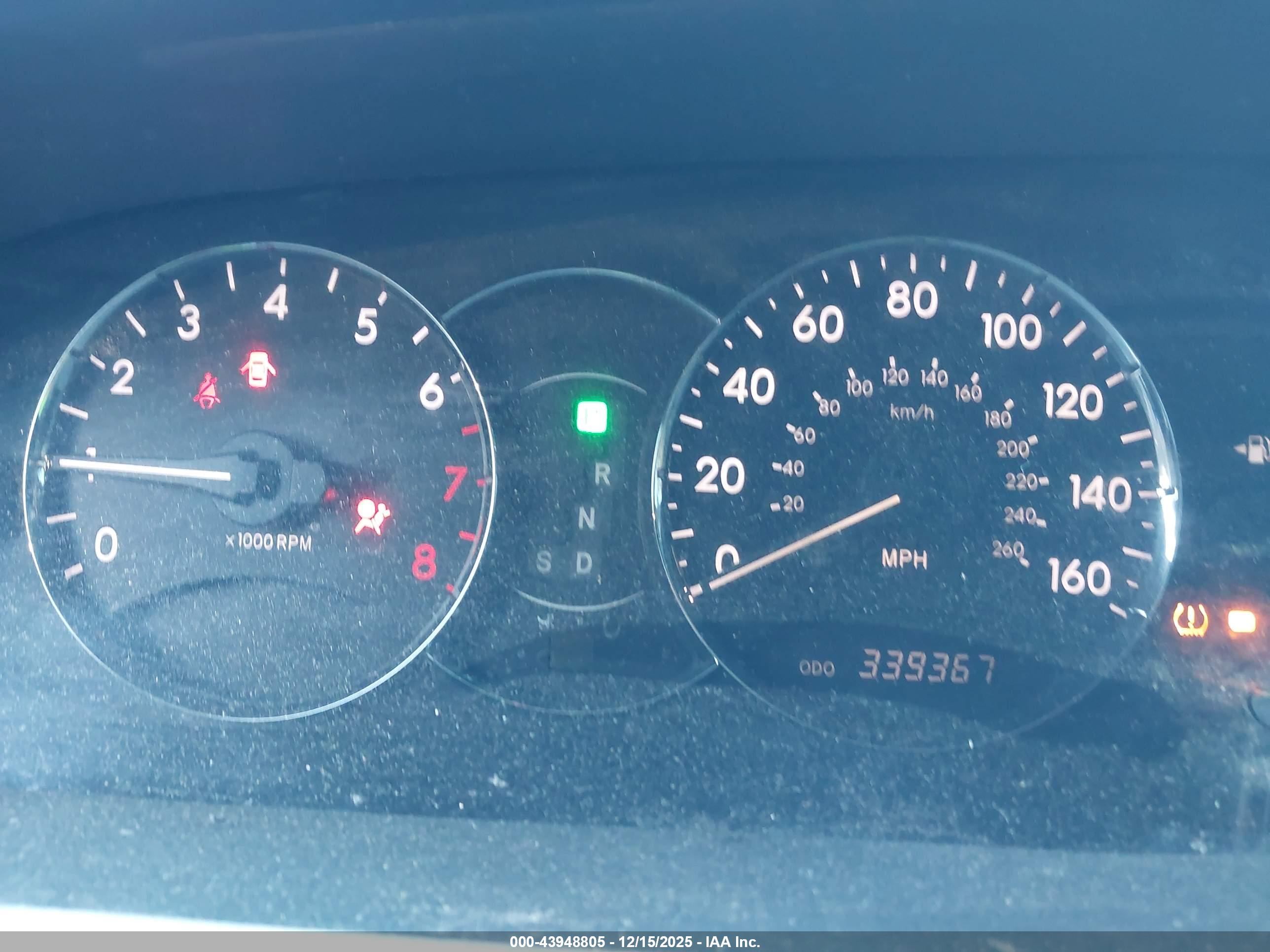 TOYOTA AVALON image 7