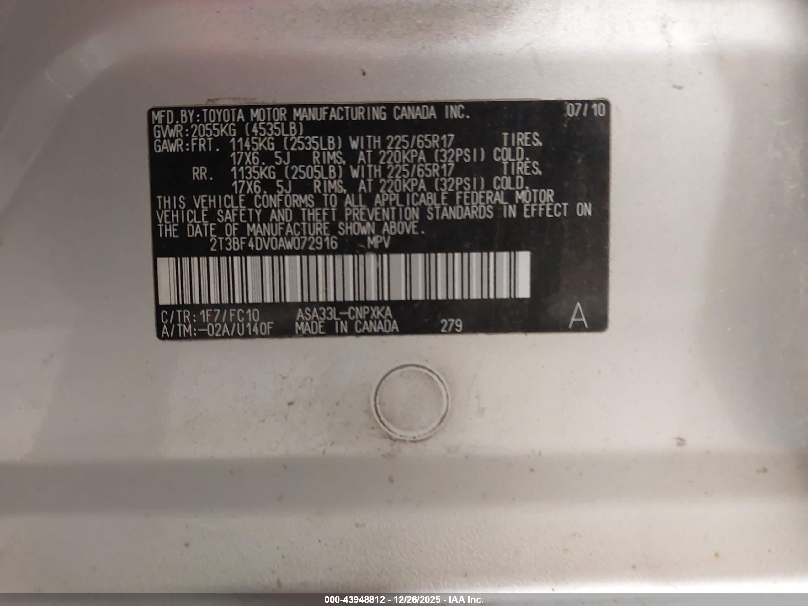 TOYOTA RAV4 image 9