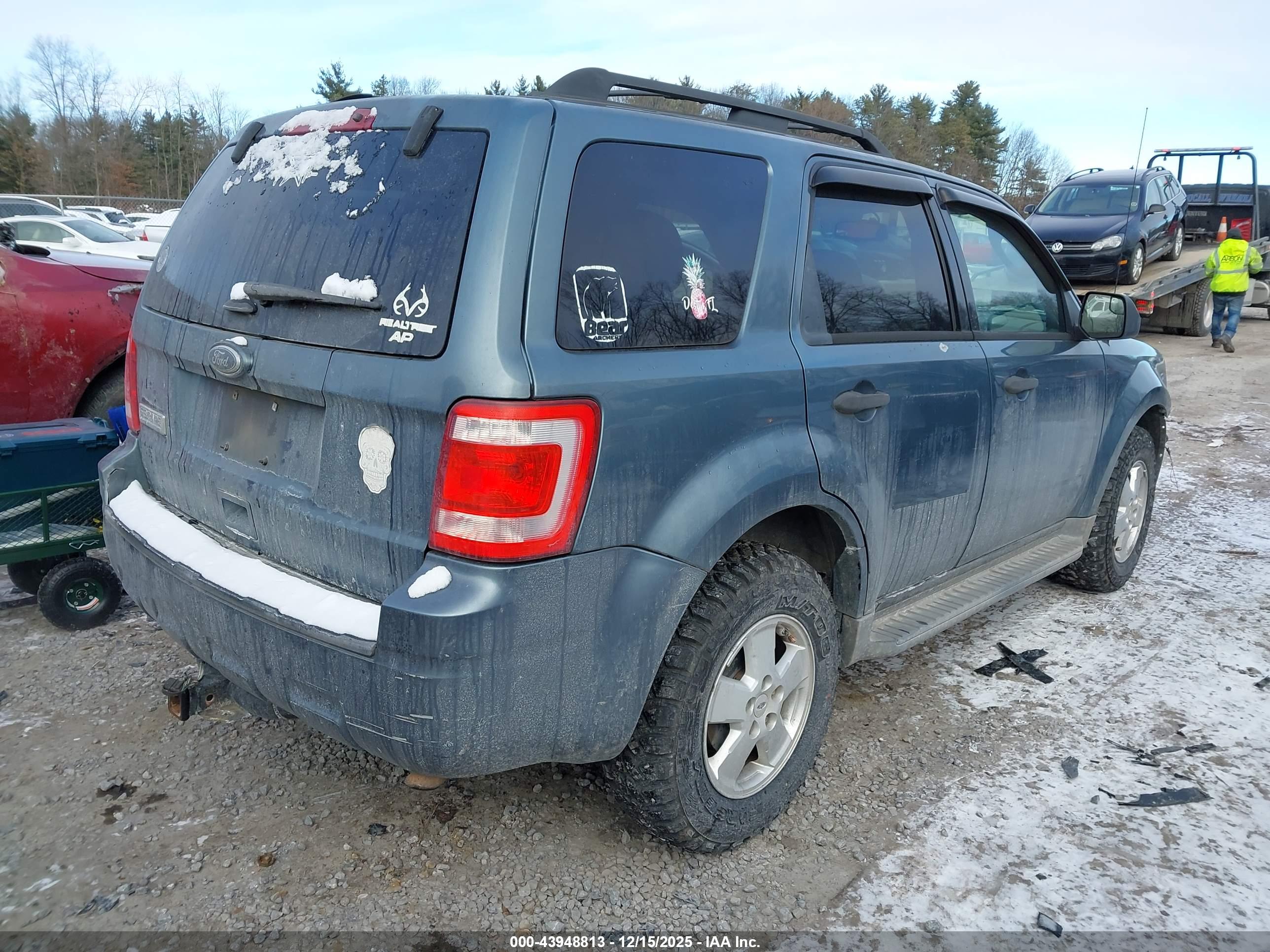 FORD ESCAPE image 4