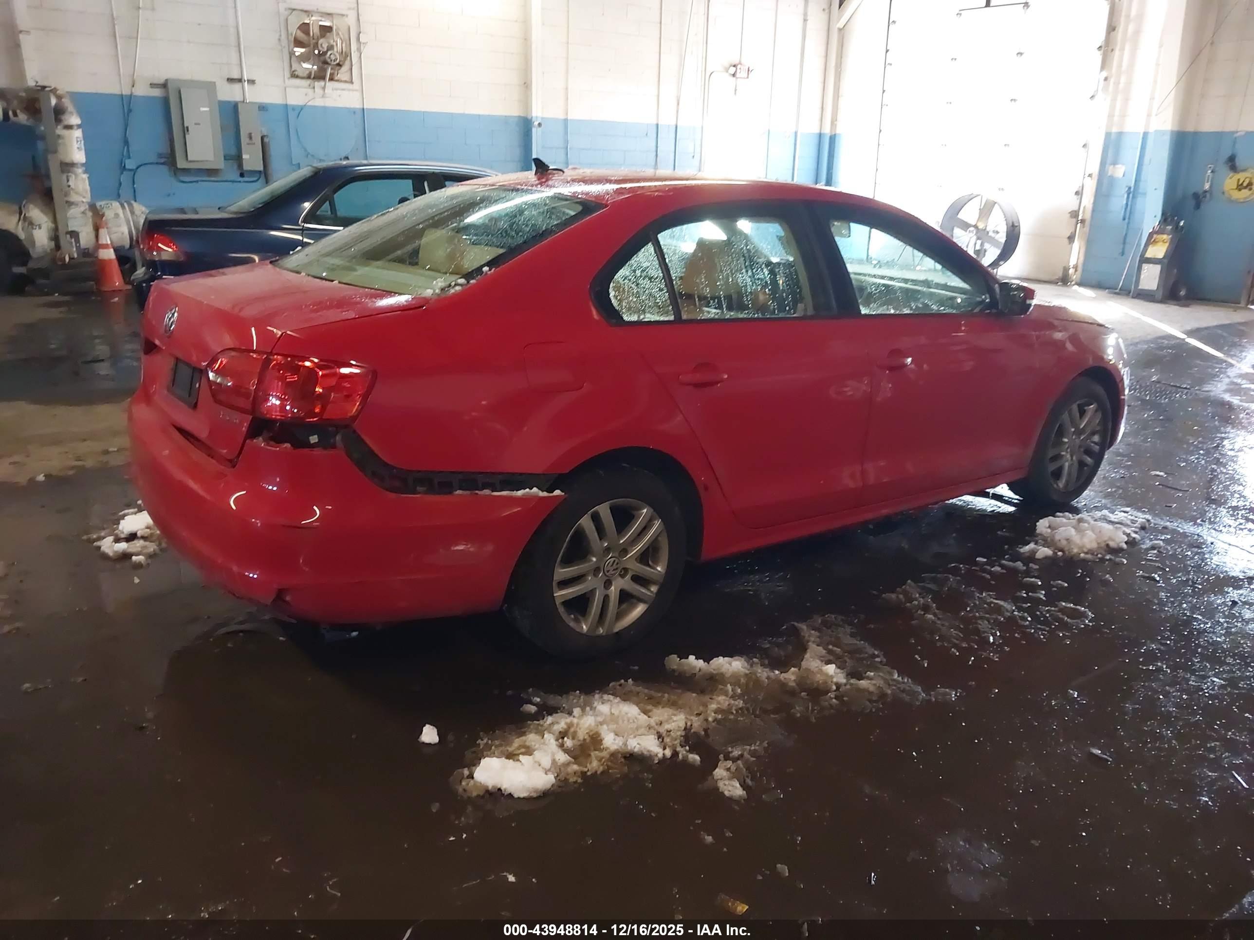 VOLKSWAGEN JETTA image 4