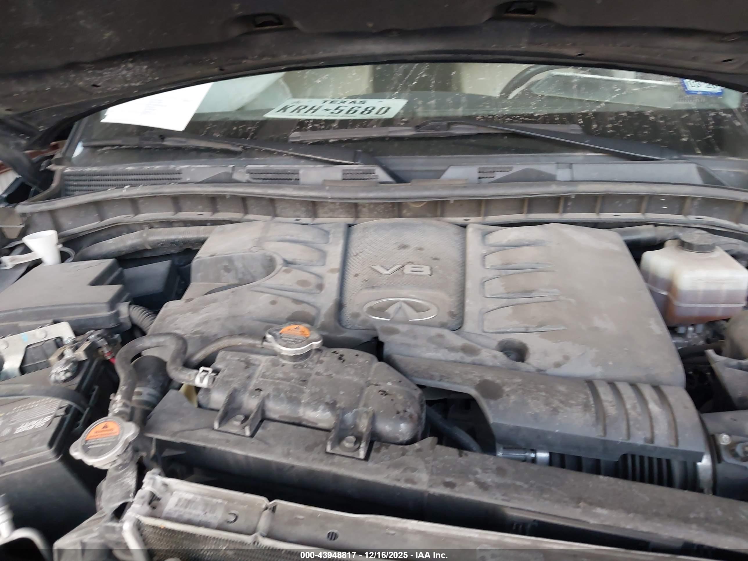 INFINITI QX80 image 10