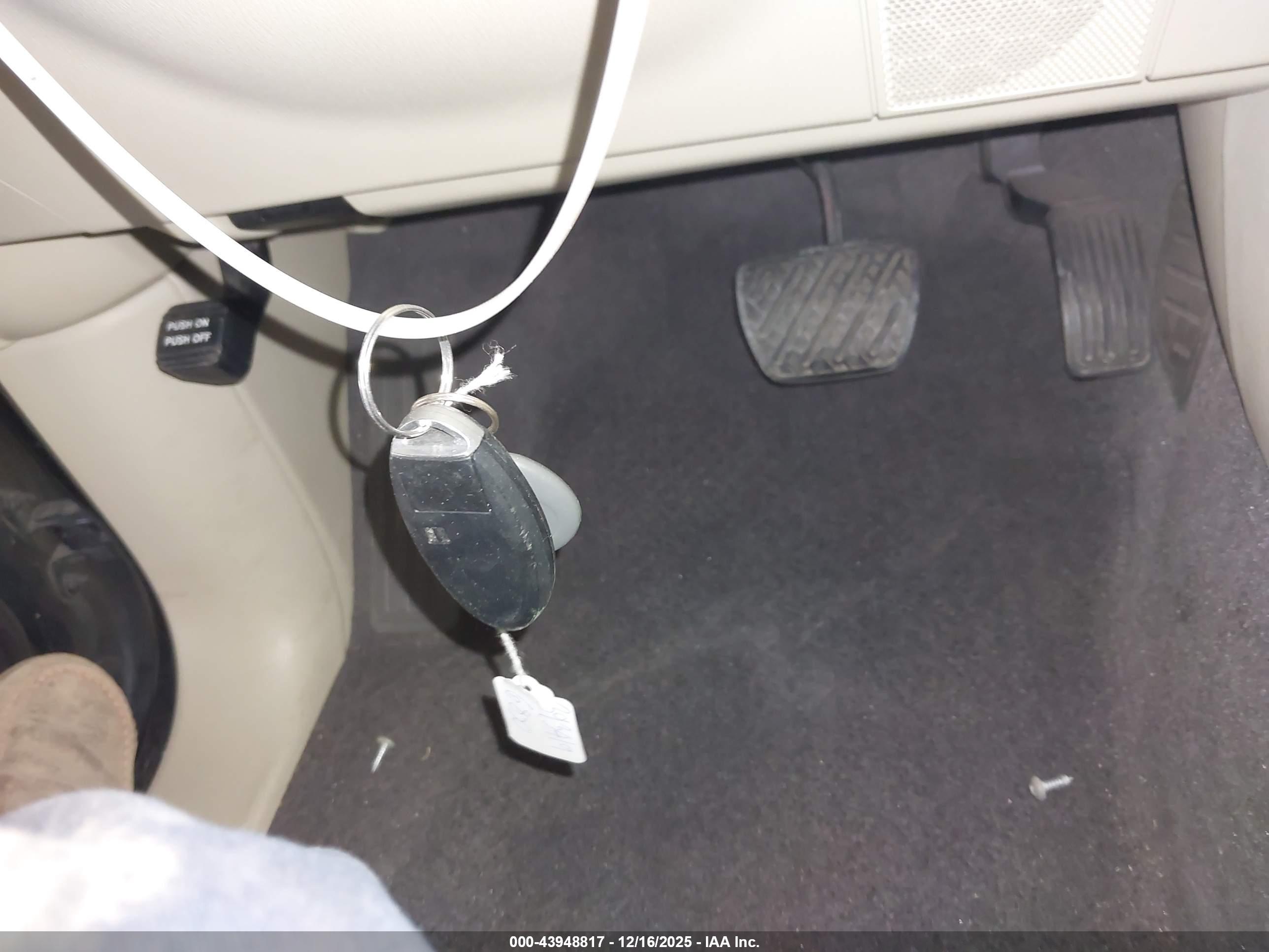 INFINITI QX80 image 11