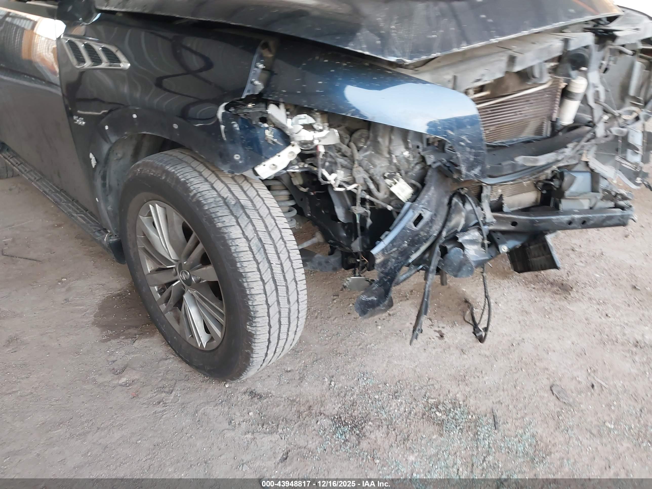 INFINITI QX80 image 6