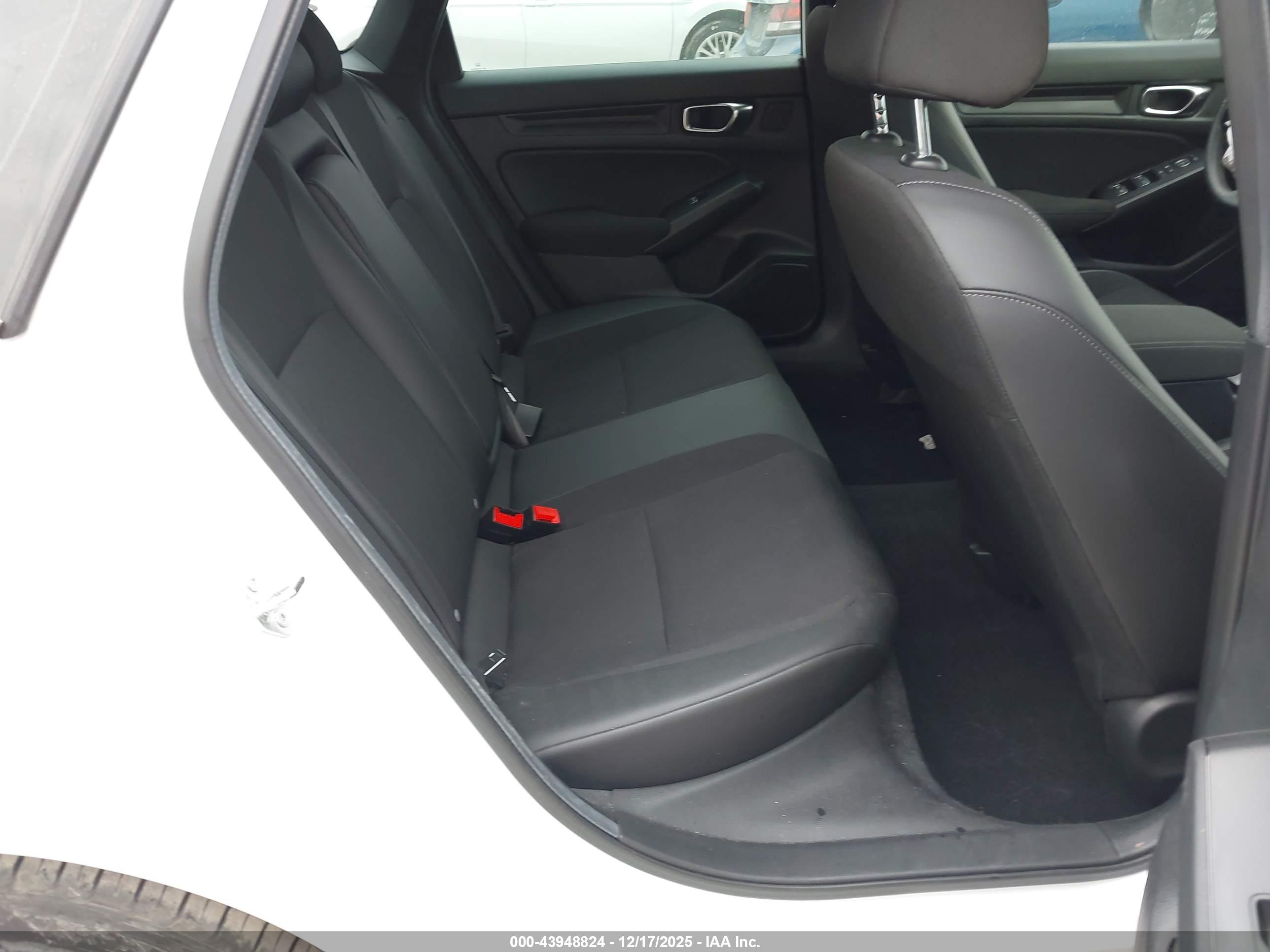 HONDA CIVIC image 8