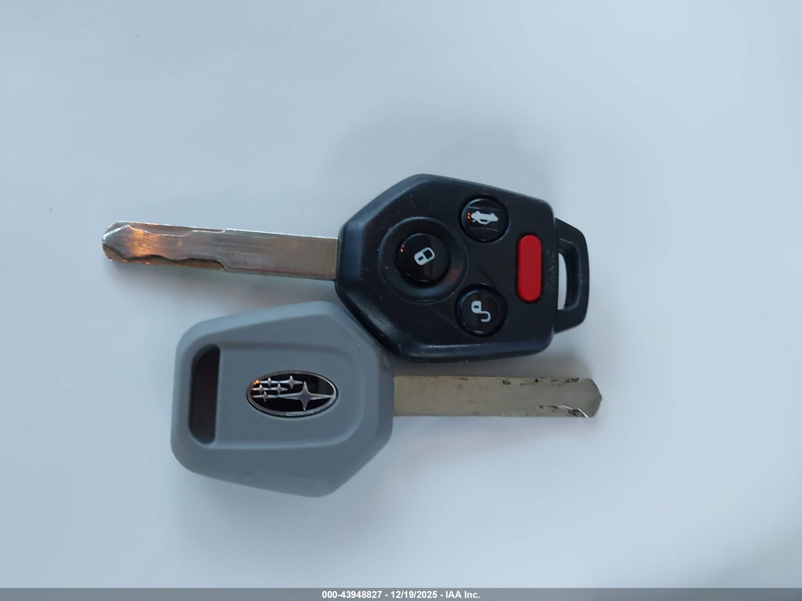 SUBARU OUTBACK image 11